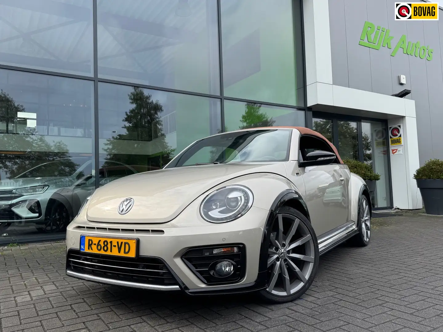 Volkswagen Beetle Cabriolet 2.0 TDI R-line * Led * Camera * 20 inch Braun - 1