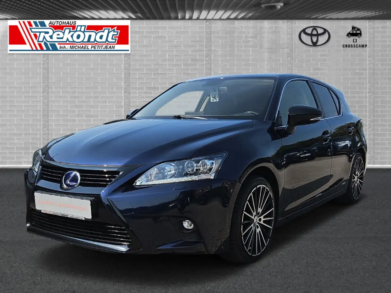 Lexus CT 200h