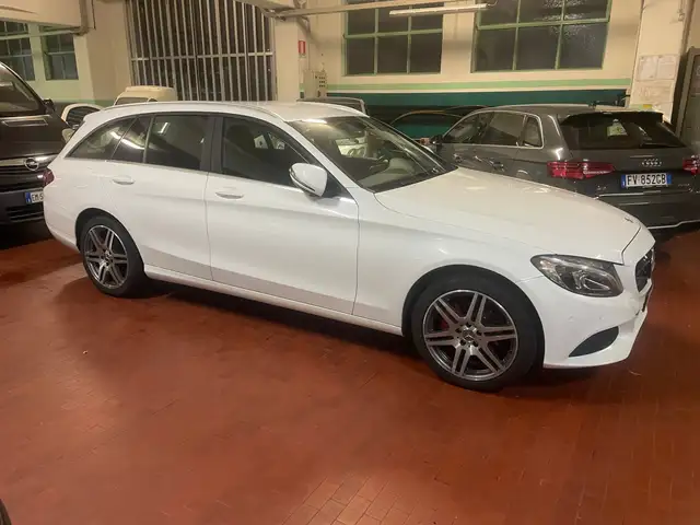 Mercedes-Benz C 180 SW d EXCLUSIVE autom + NAVIGATORE + FARI LED