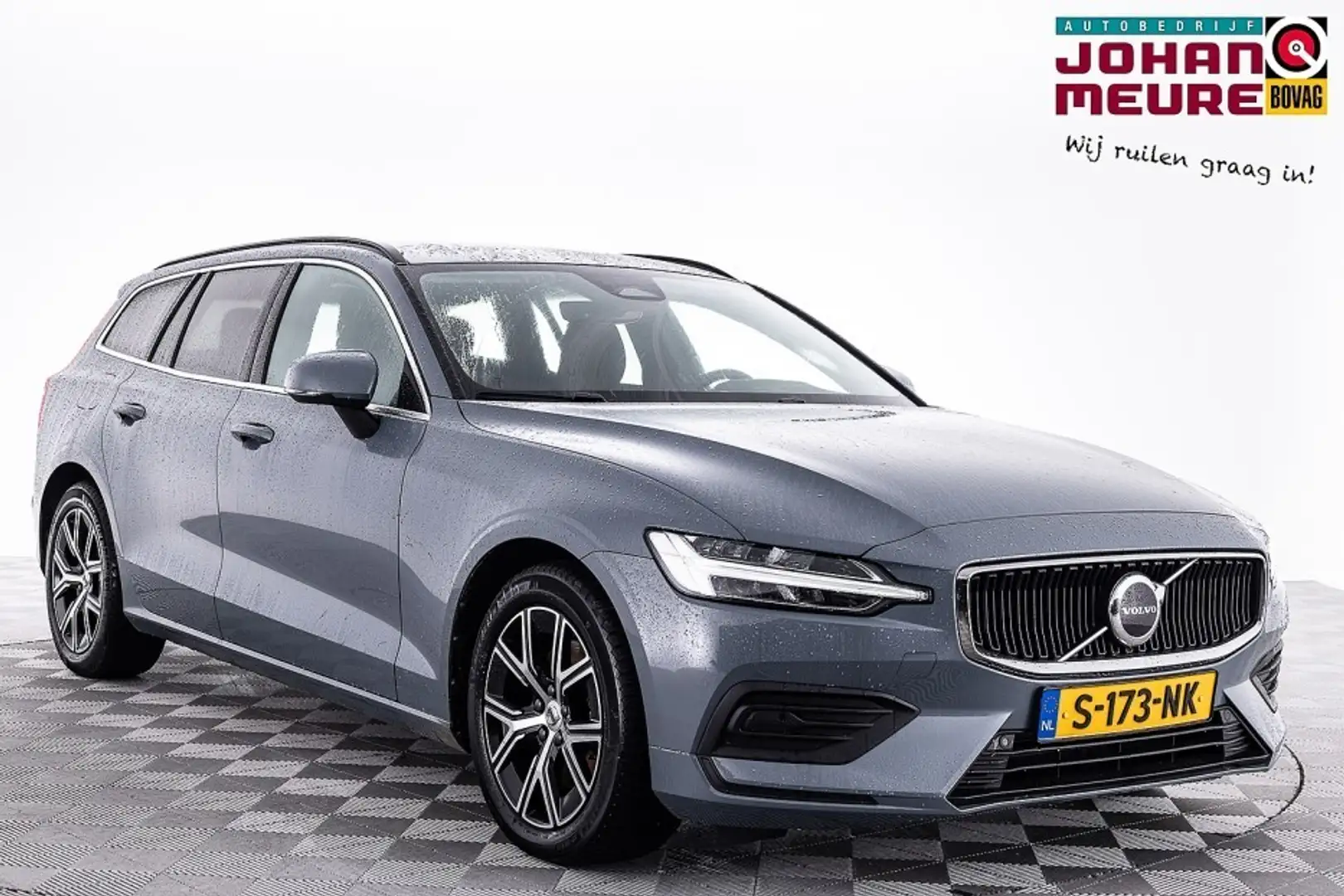 Volvo V60 2.0 B4 Core | Full LED | NAVI | ECC Grijs - 1