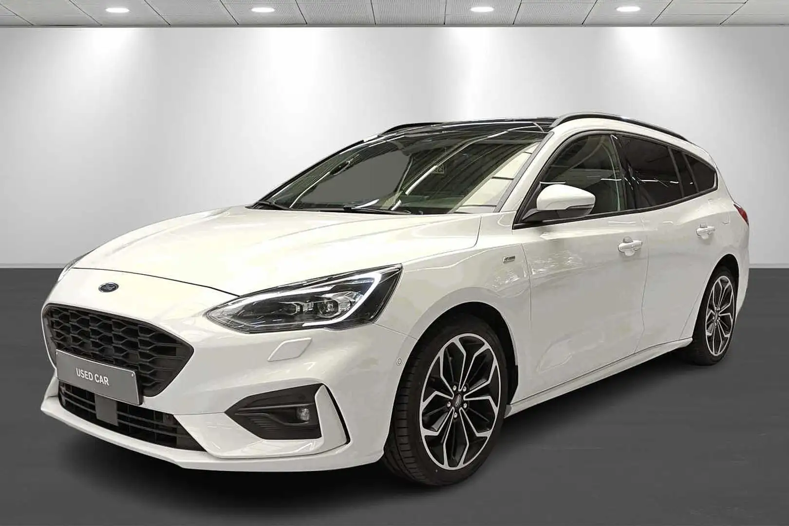 Ford Focus CLIPPER DIESEL 1.5 ST-Line - PANO Blanc - 1