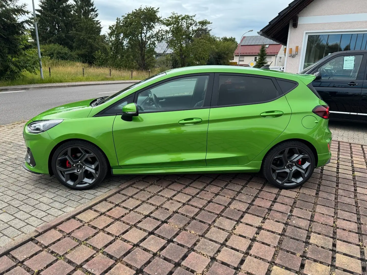 Ford Fiesta ST Performance in Mean Green Vert - 2