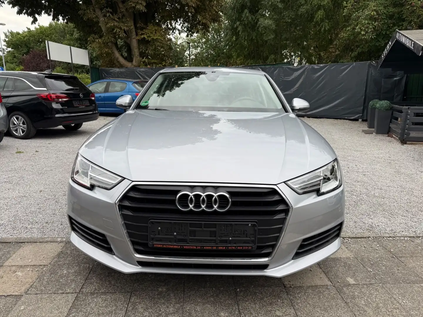 Audi A4 Avant basis*NAVI*TÜV NEU *AHK Silber - 2