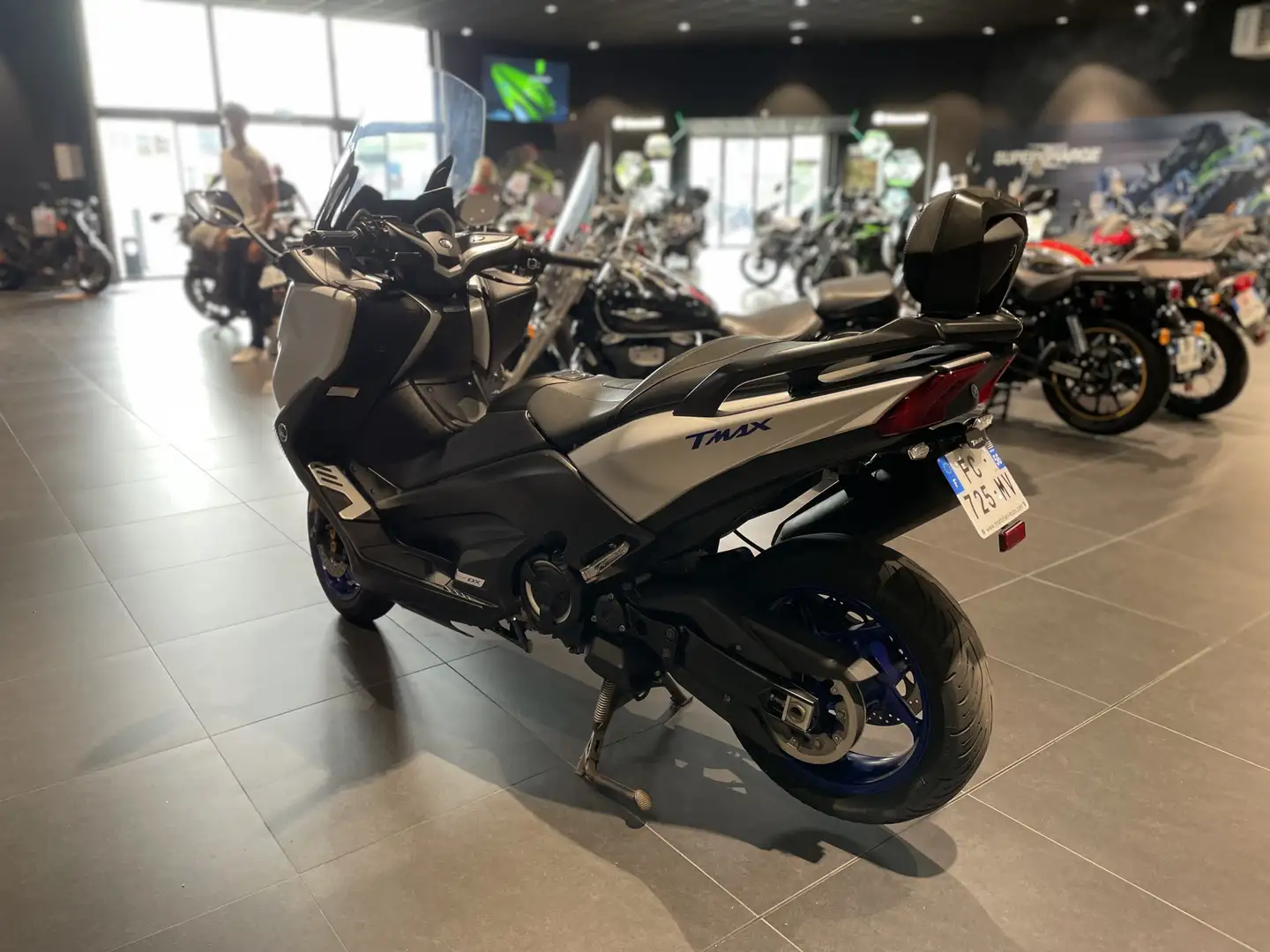 Yamaha TMAX 530 Argent - 2