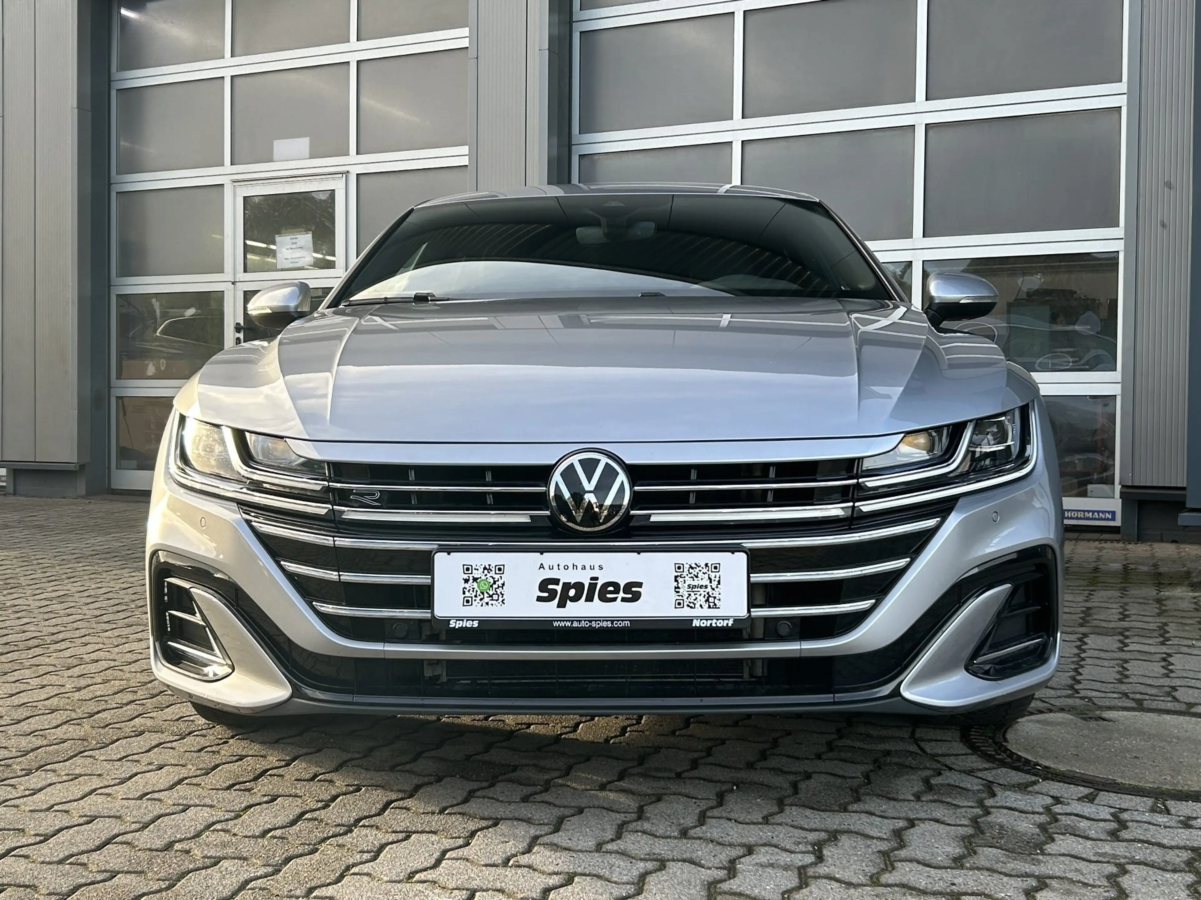 Volkswagen Arteon Shooting Brake R-Line AHK Shz Navi LED — photo 8
