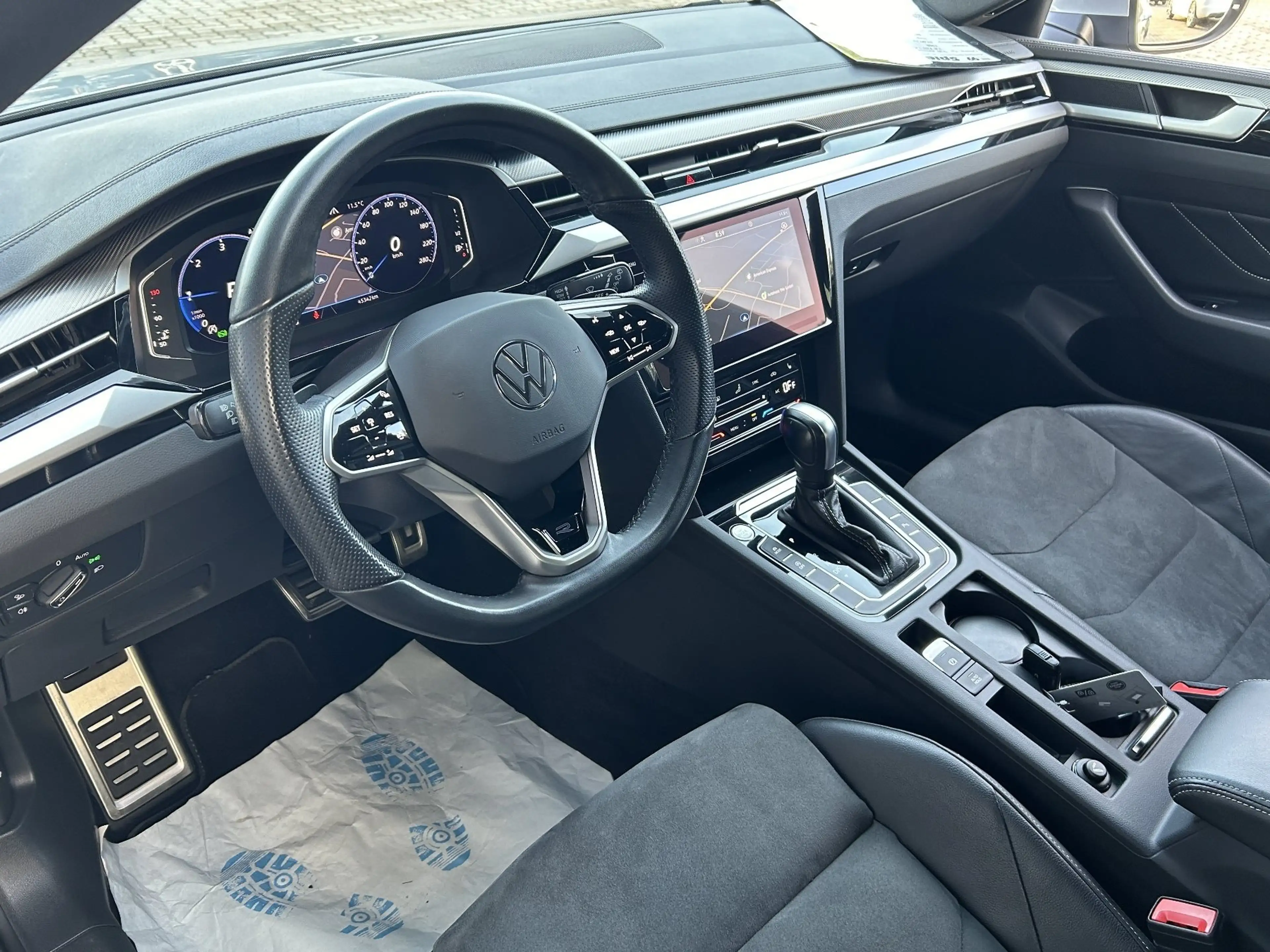 Volkswagen Arteon Shooting Brake R-Line AHK Shz Navi LED — photo 9