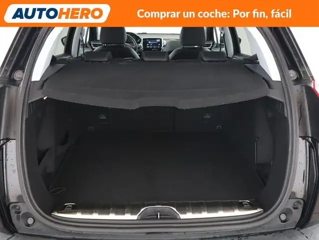 Peugeot 2008 view 18