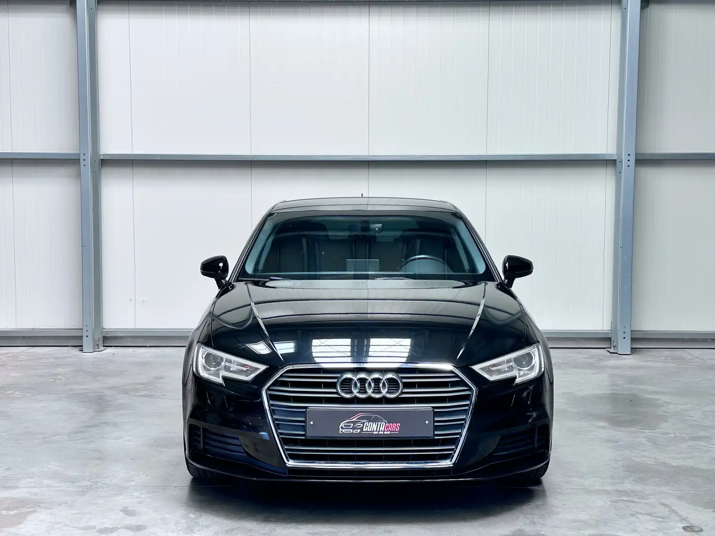 Audi A3 *GARANTIE 12 MOIS* A3 Sportback 1.6 TDi Design Negro - 2