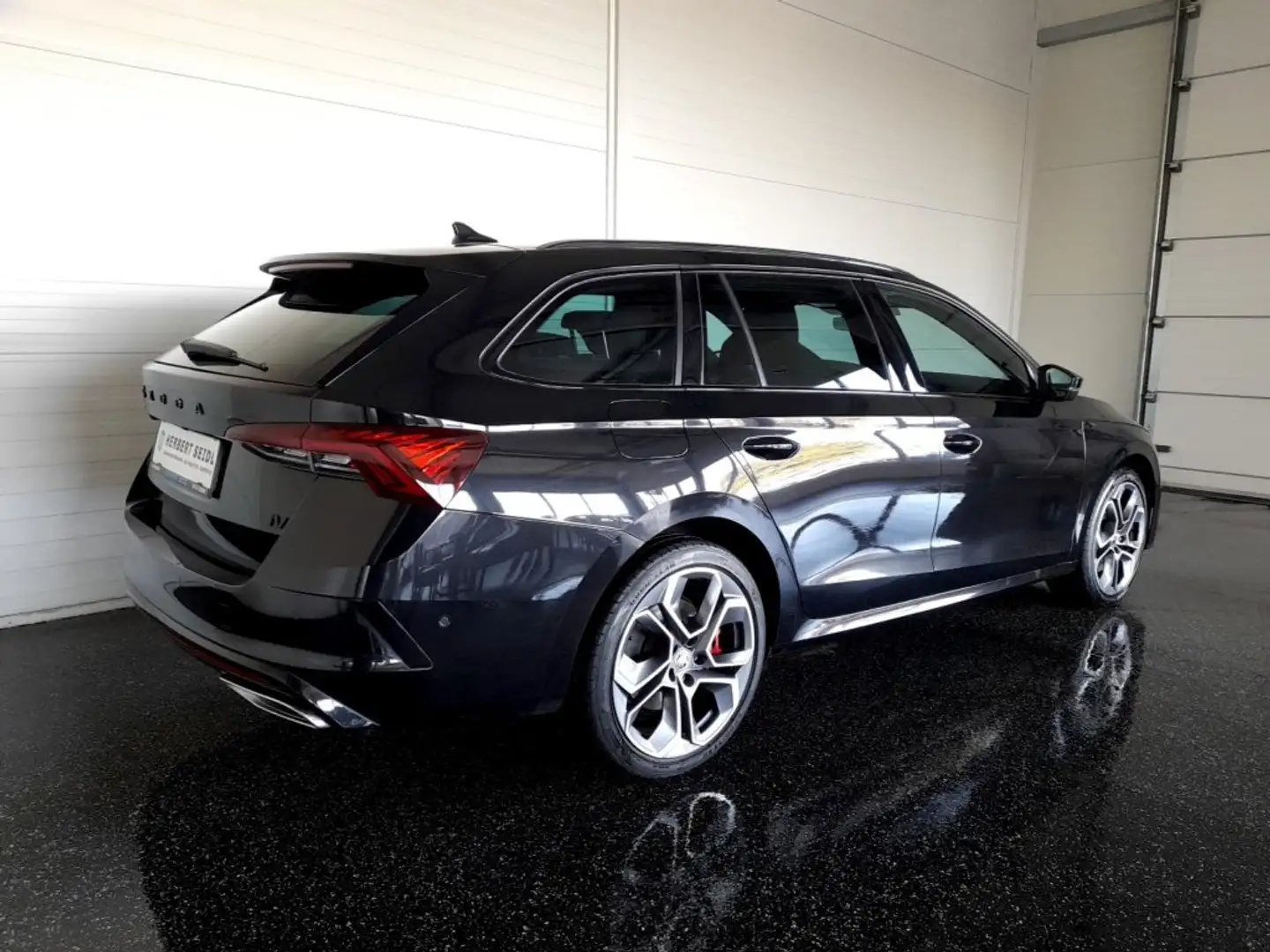 Skoda Octavia Combi RS PHEV 150/245 DSG *19 ZOLL / MATRIX-LED / HEAD-UP / VIRTUELL / NAVI / CANTON / ACC / E-KLAPPE* Schwarz - 2