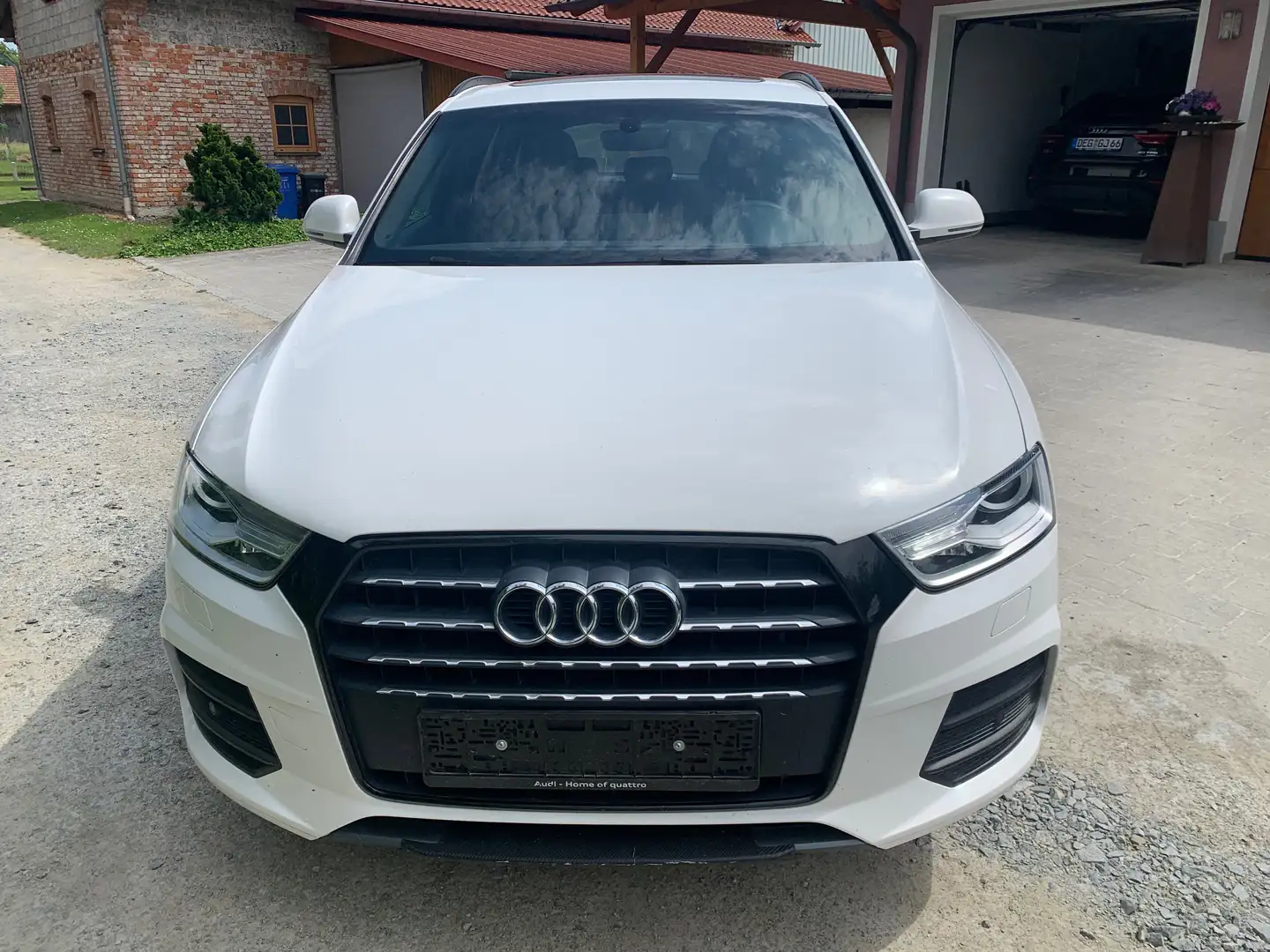 Audi Q3 Q3 1.4 TFSI cylinder on demand ultra sport Weiß - 1