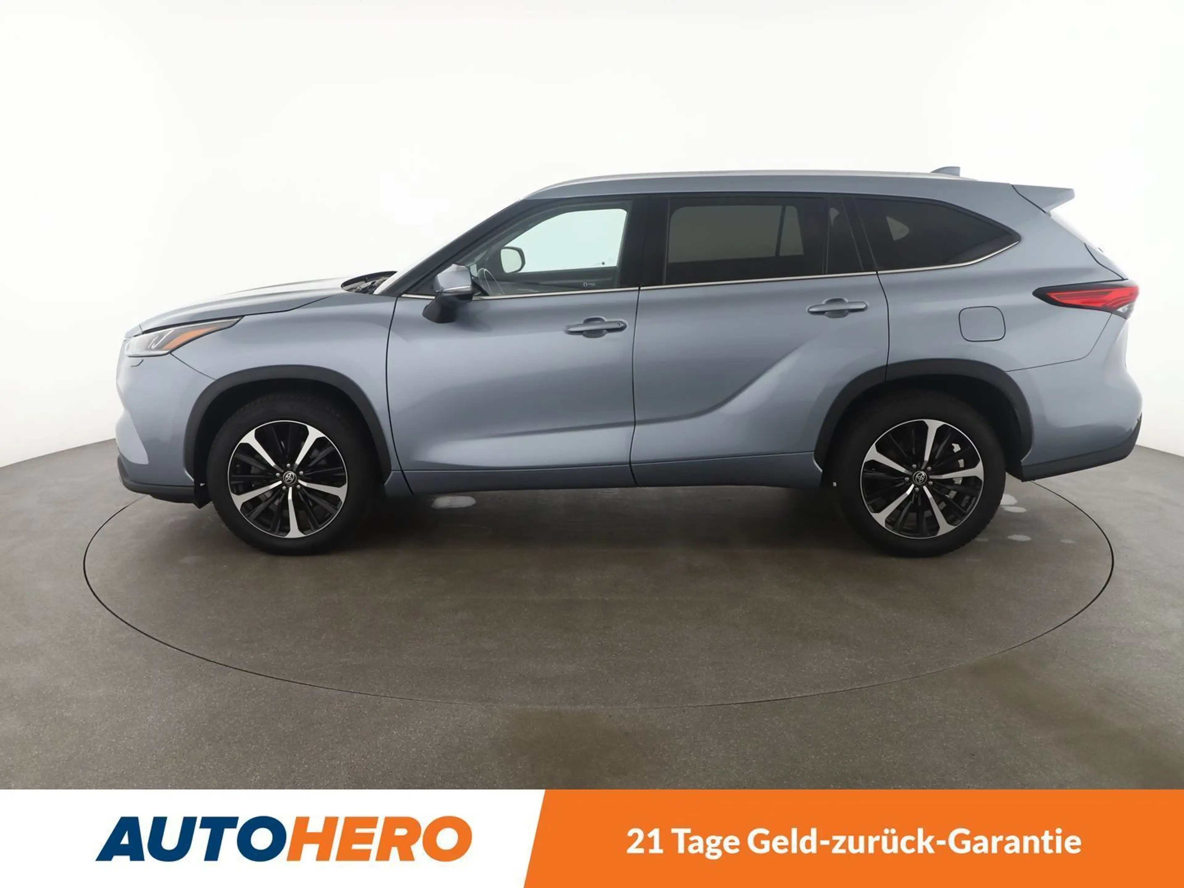 Toyota Highlander 2.5 Hybrid Luxury Aut.*NAVI*HEAD-UP*JBL*ACC*CAM* — photo 3