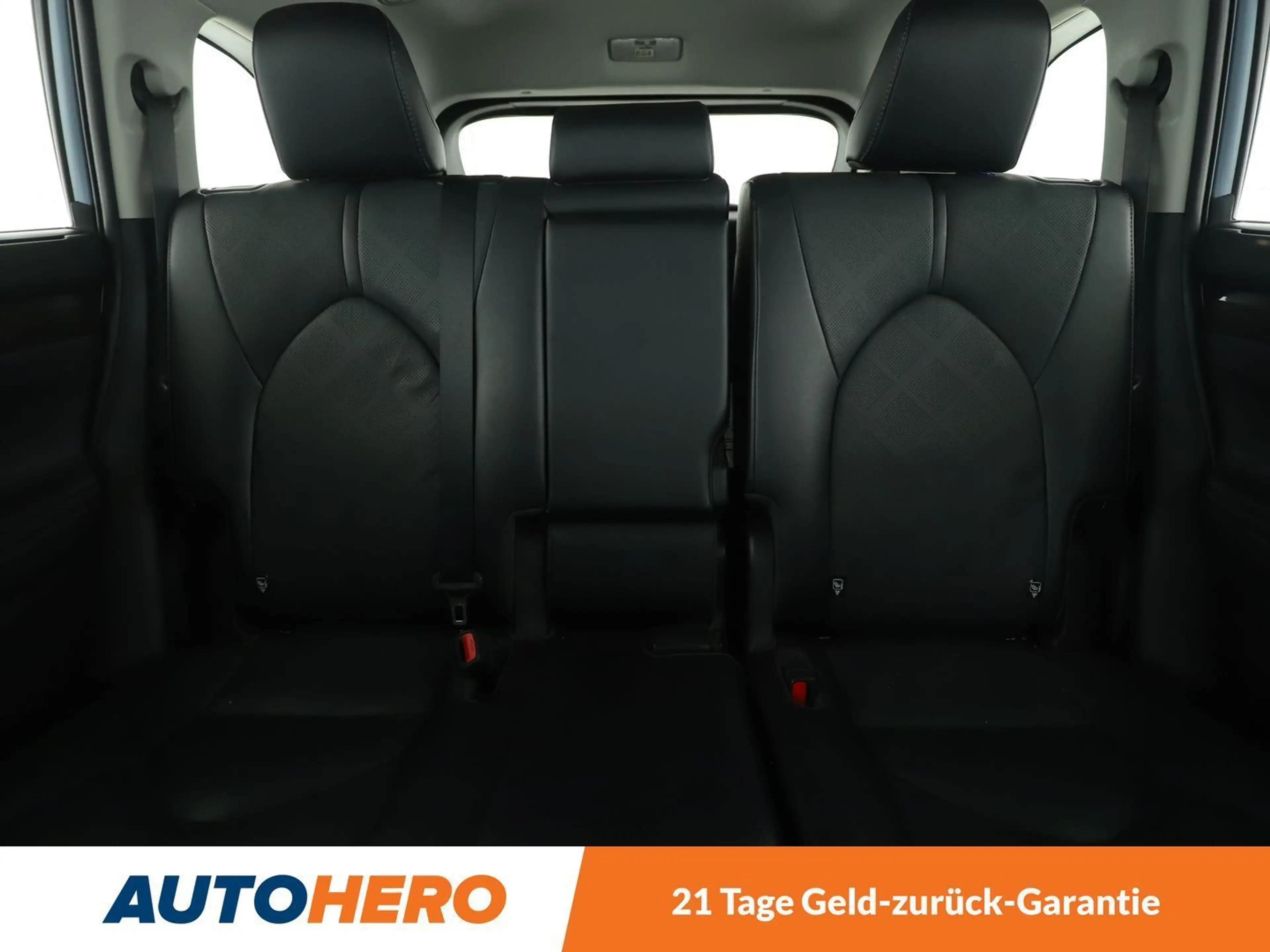 Toyota Highlander 2.5 Hybrid Luxury Aut.*NAVI*HEAD-UP*JBL*ACC*CAM* — photo 15