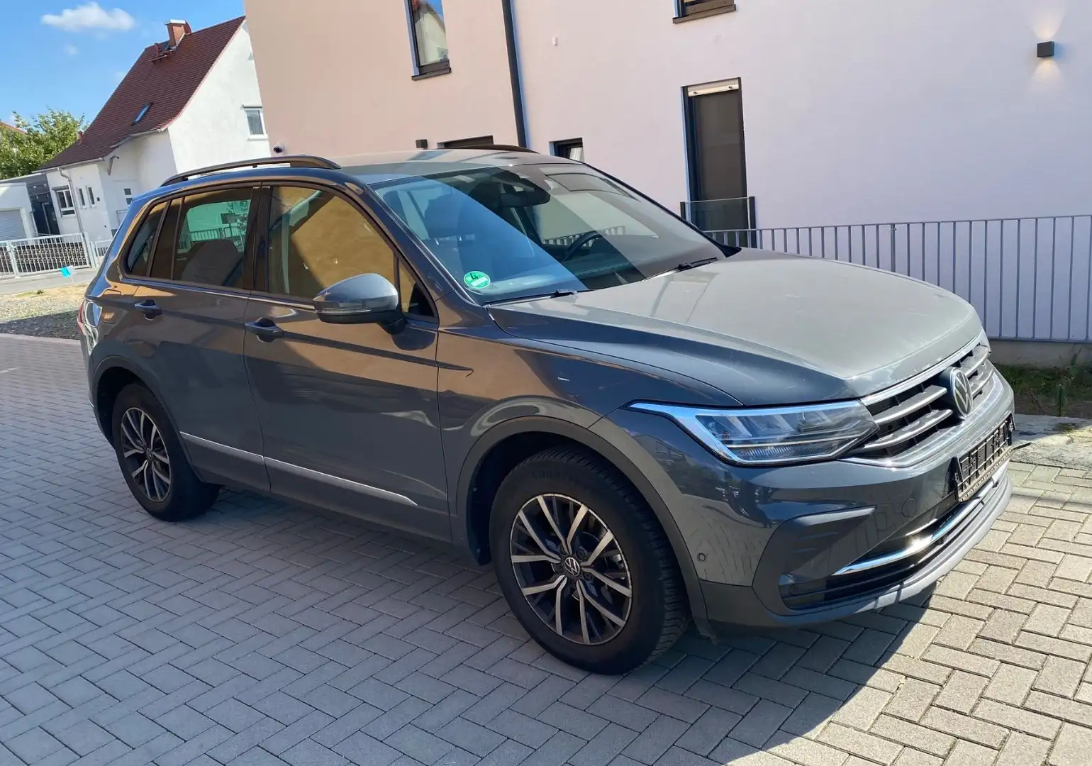 Volkswagen Tiguan 1.5 TSI DSG Life Virtual ACC Kamera Gris - 1