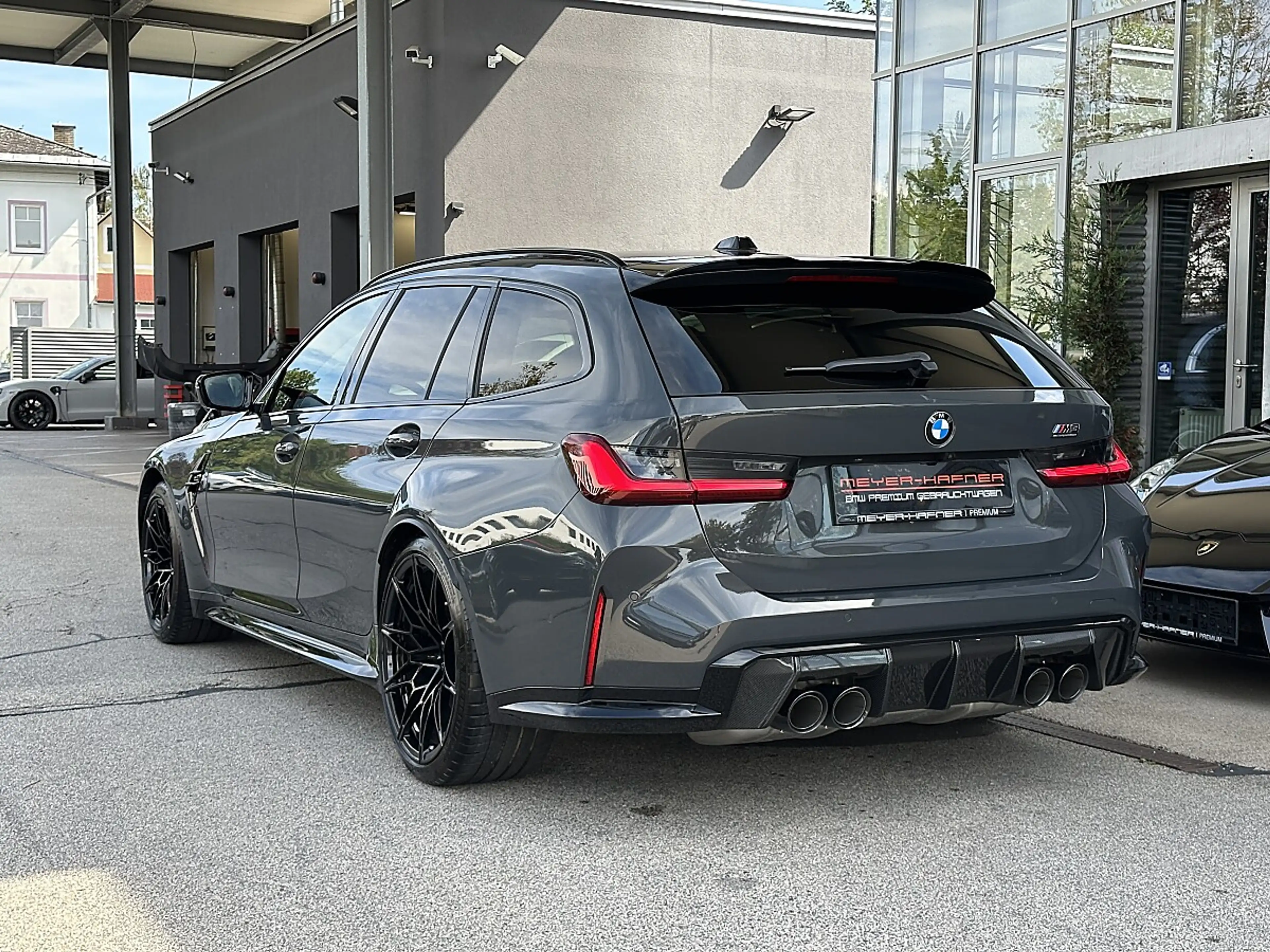 BMW M3 Competition M xDrive Touring Aut. Ultimate- Pac... — photo 6
