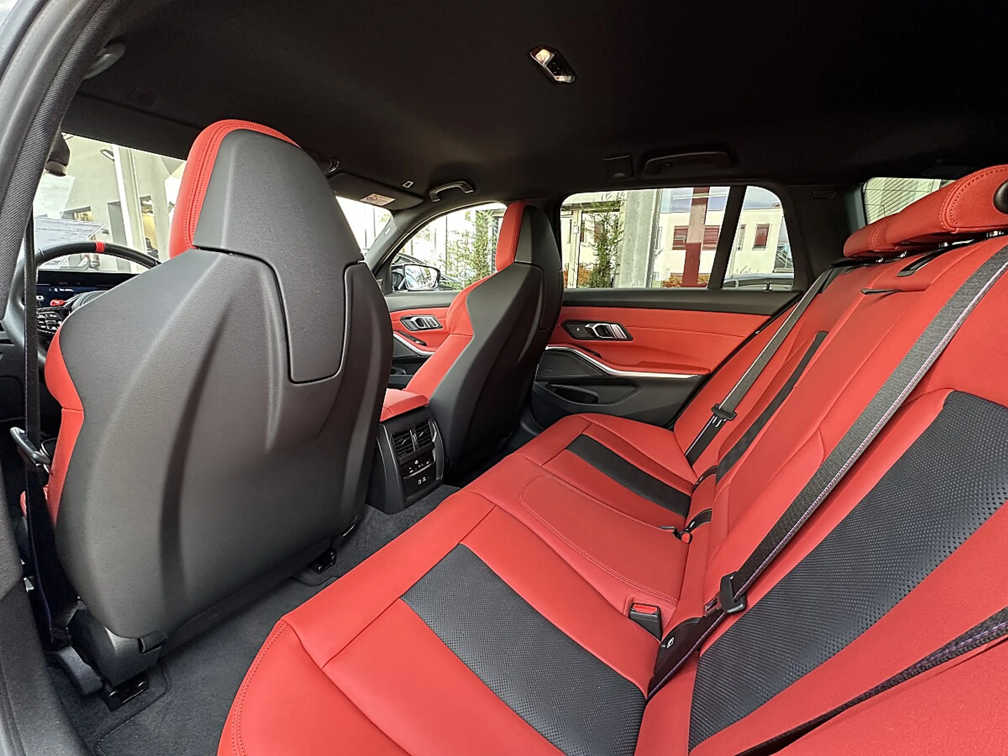 BMW M3 Competition M xDrive Touring Aut. Ultimate- Pac... — photo 14