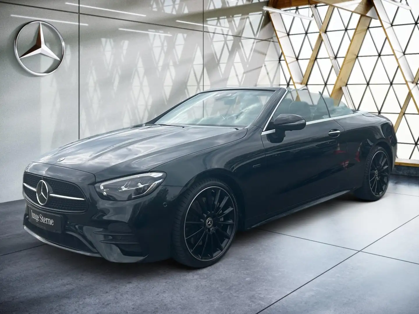 Mercedes-Benz E 300 Cabriolet AMG NIGHT EDITION Distro+*360°** Groen - 2