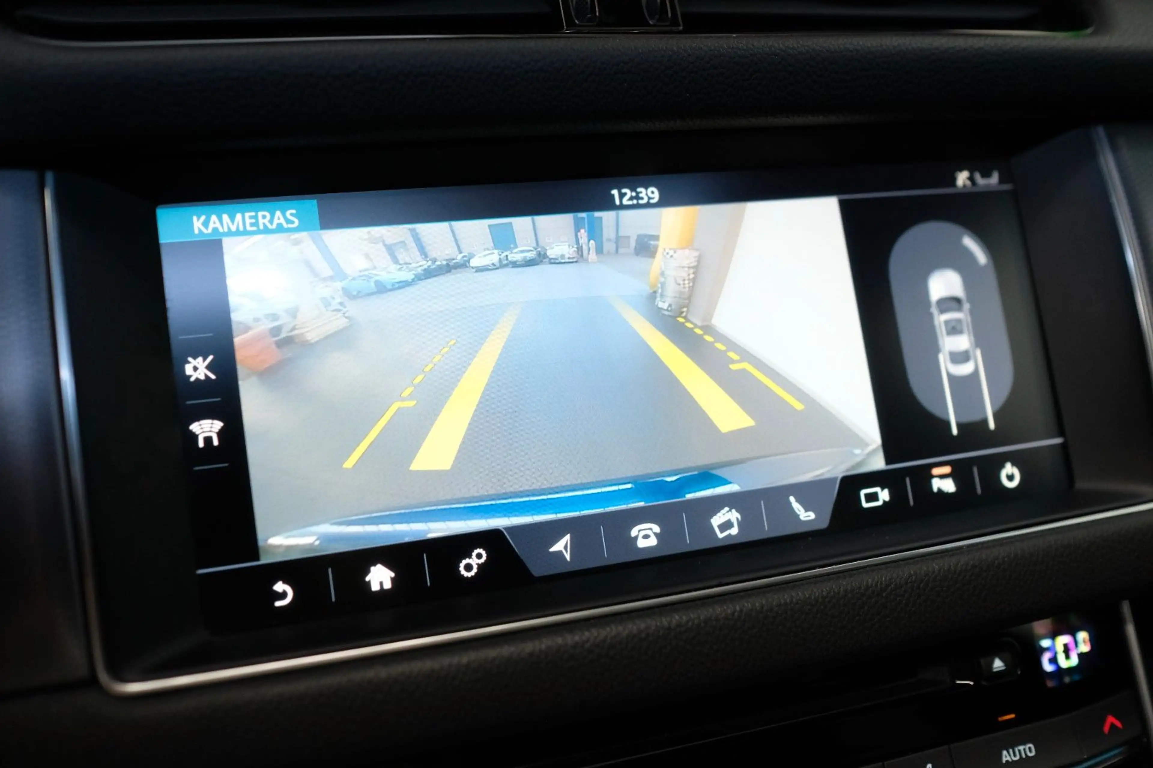 Jaguar XF R-SPORT/NAVI/KAMERA/SCHIEBEDACH/20ZOLL/HUD — photo 15