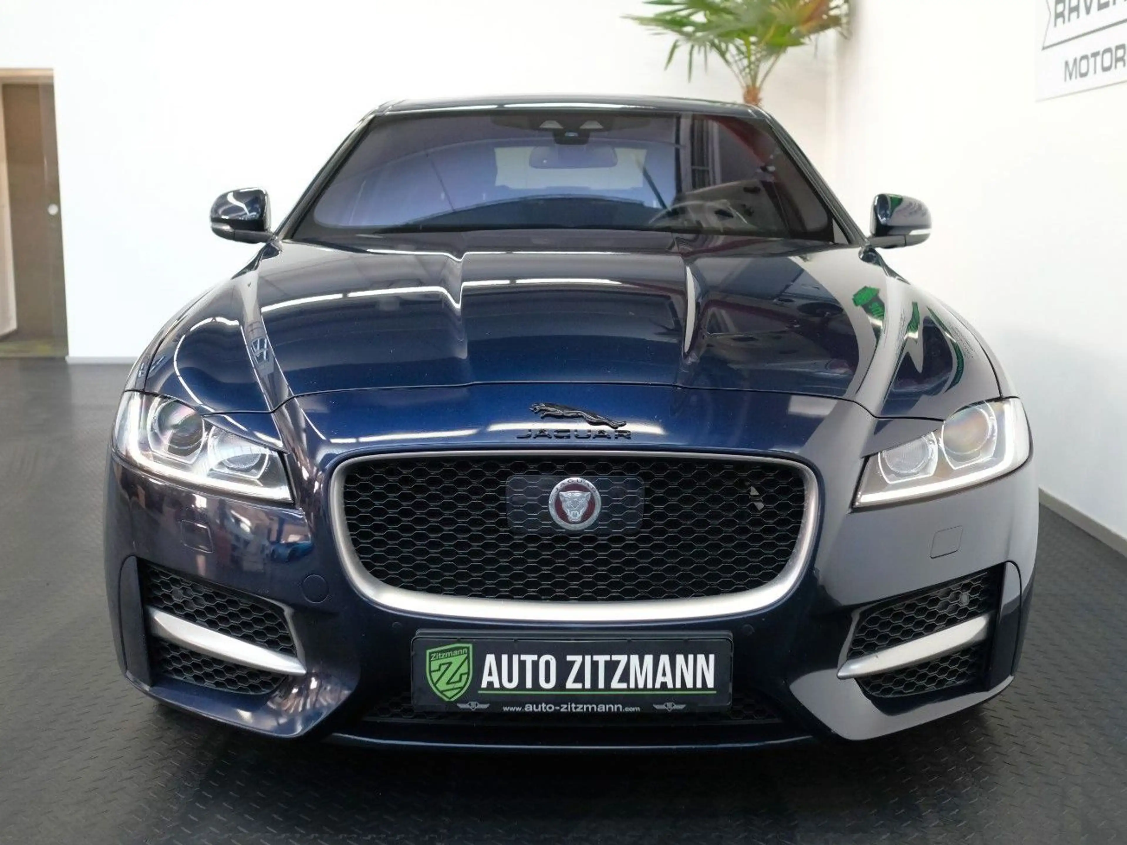 Jaguar XF R-SPORT/NAVI/KAMERA/SCHIEBEDACH/20ZOLL/HUD — photo 4
