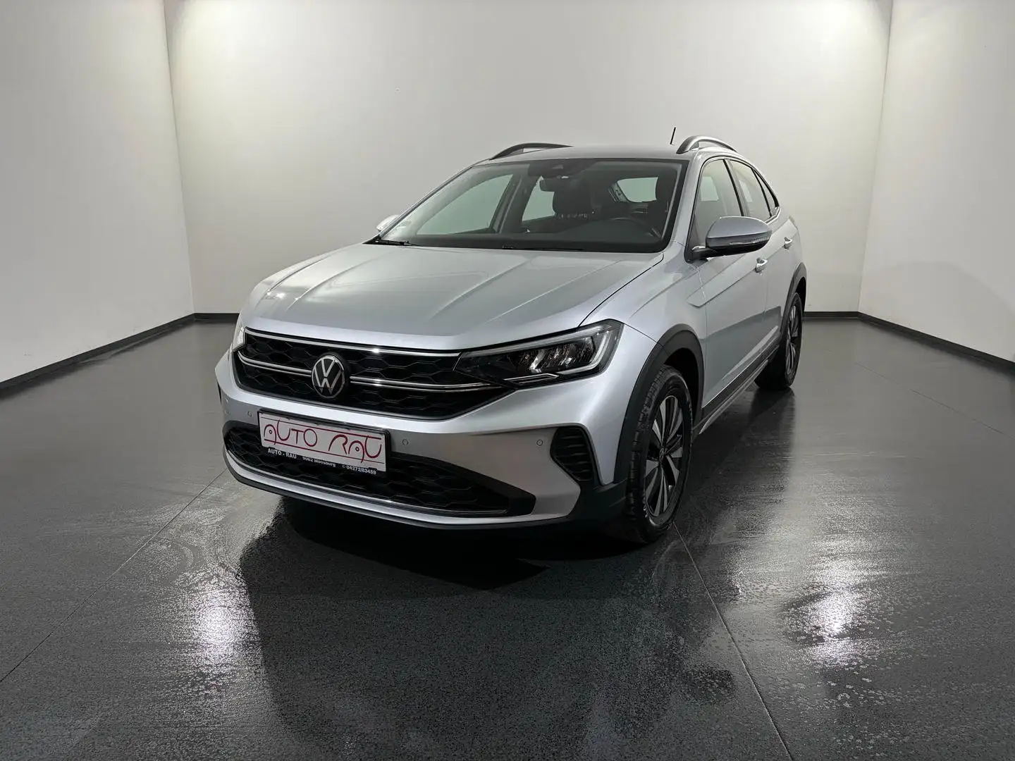 Volkswagen Taigo 1.0 TSI Life *LED*ACC*NAVI*PDC* Silber - 2