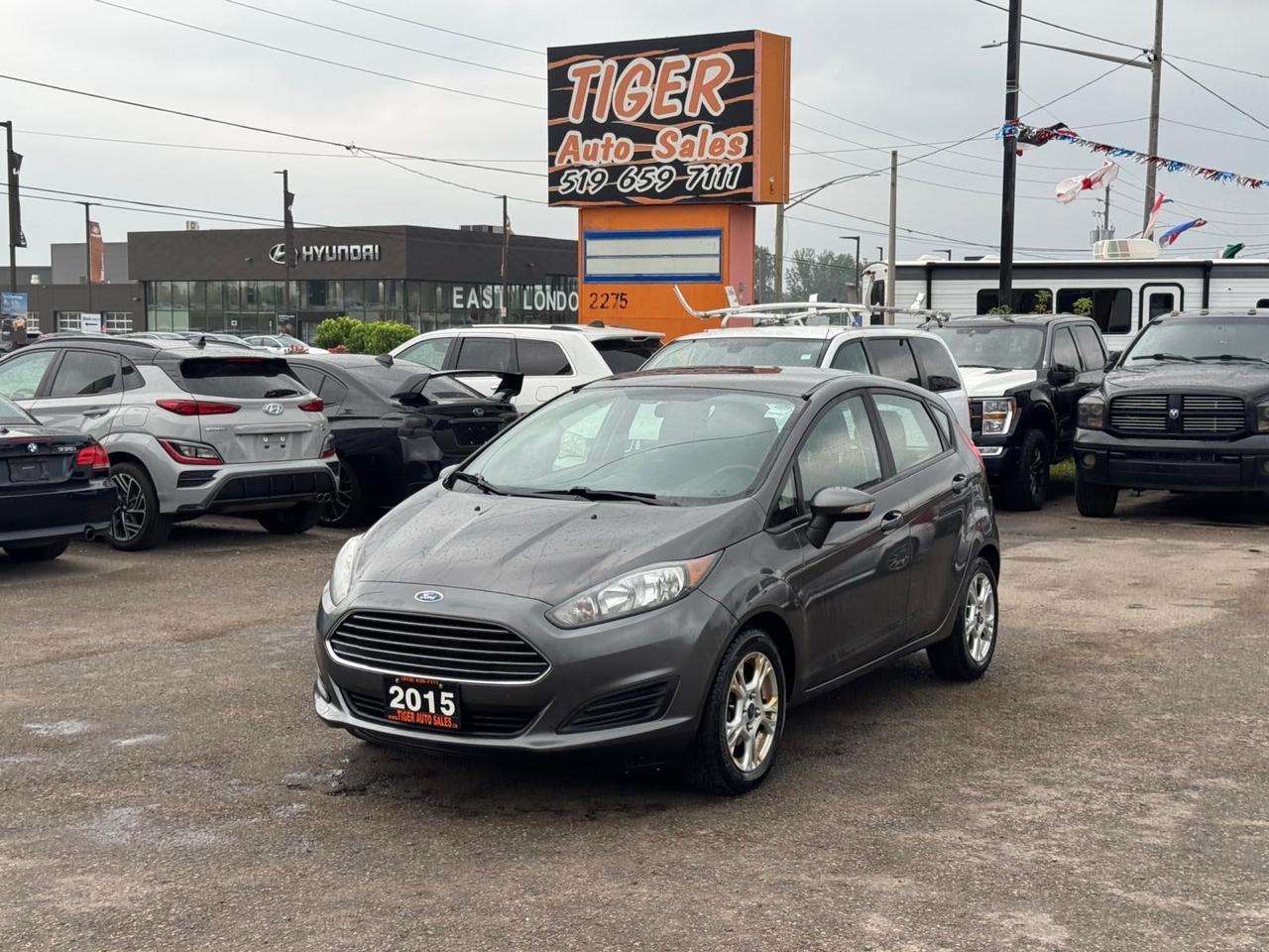 2015 Ford Fiesta SE, NO ACCIDENTS, WELL MAINTAINED, CERT