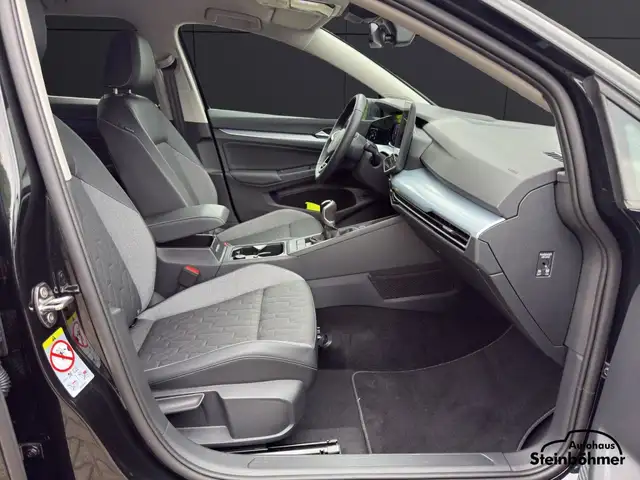 Volkswagen Golf view 13
