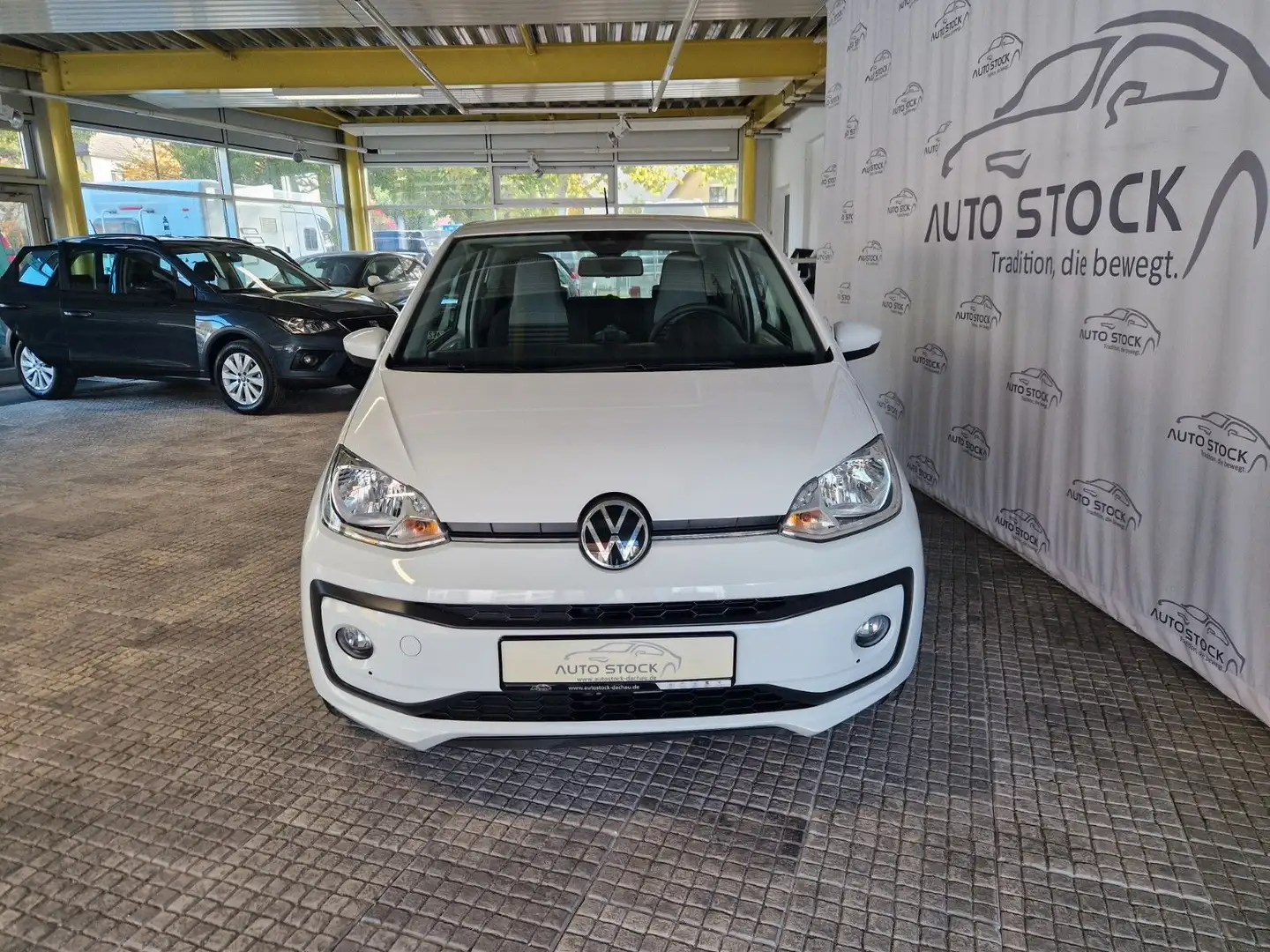Volkswagen up! 1.0 up! Klima PDC Sitzheizung RFK Bluetooth Blanc - 2