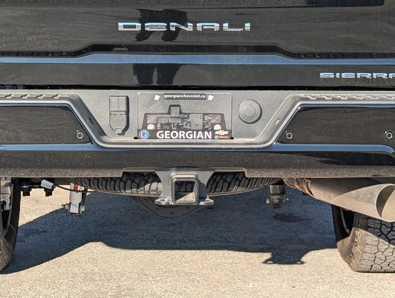 GMC Sierra 2500HD снимка GMC Sierra 2500HD