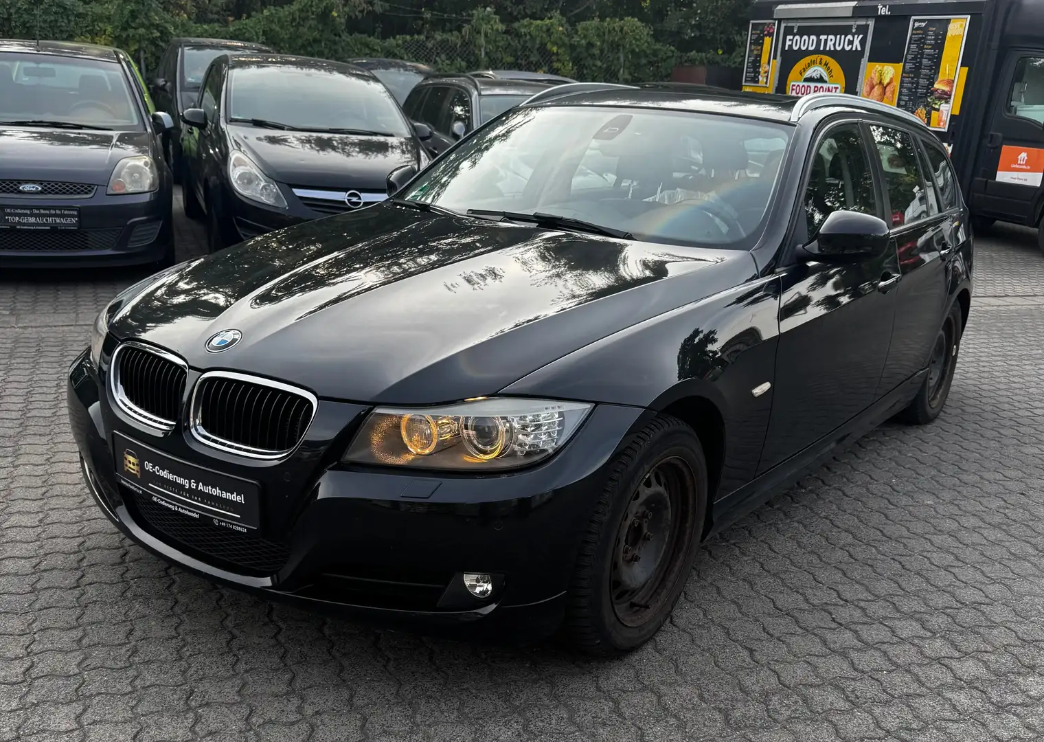 BMW 320 d *Facelift*TÜV27*Pano*SHZ*TÜV*8-Fach*Xenon* Schwarz - 2