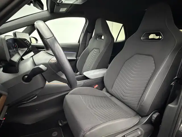 CUPRA Born view 11