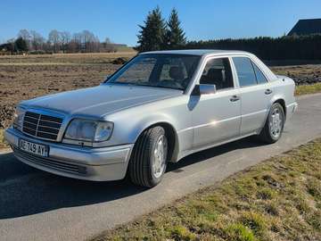 500 E