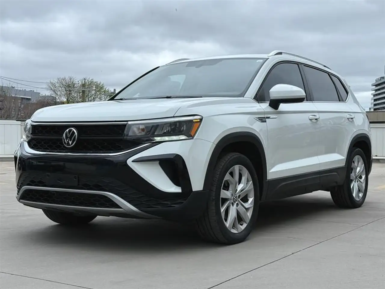 Volkswagen Taos снимка Volkswagen Taos