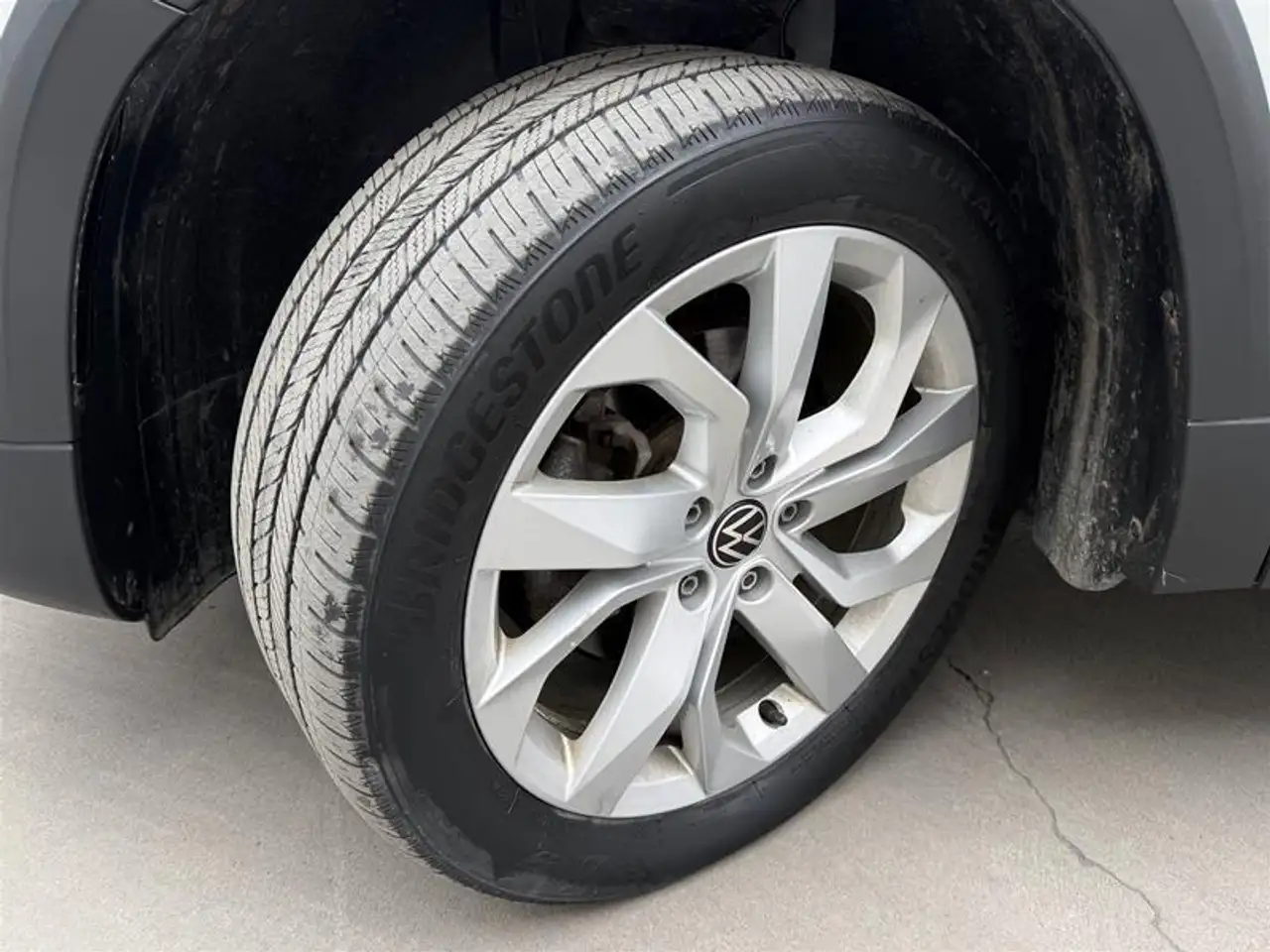 Volkswagen Taos снимка Volkswagen Taos