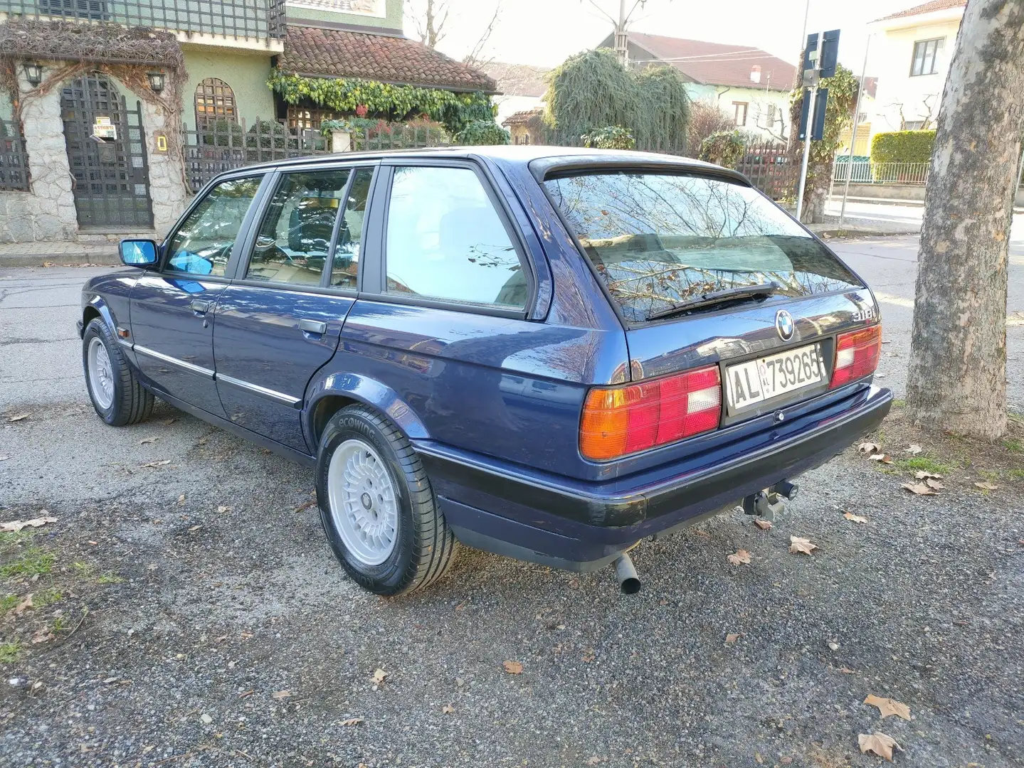 BMW 318 318i Touring c/abs cat. Синій - 2