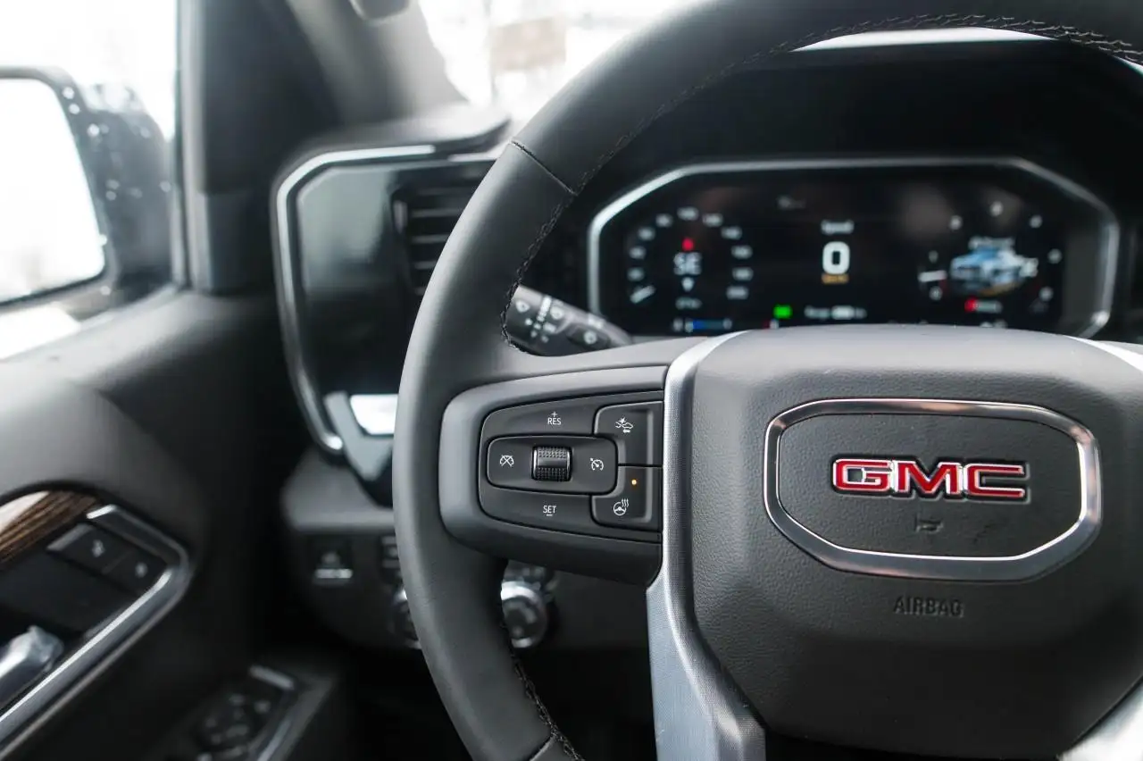 GMC Sierra 1500 снимка GMC Sierra 1500