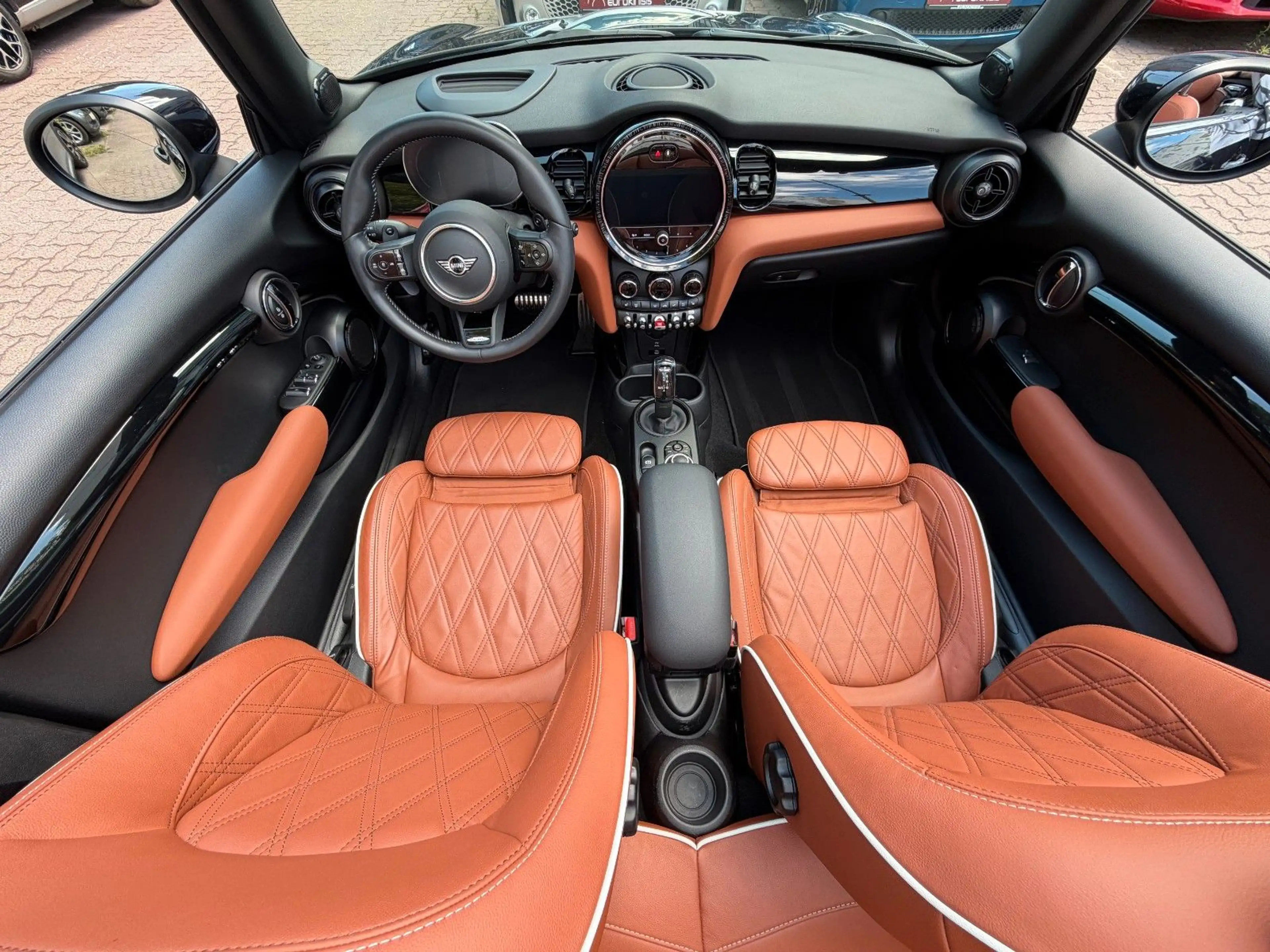 MINI John Cooper Works Cabrio JohnCooperWorks Trim Cabrio*LEDER*HuD*H/K*KAM — photo 3