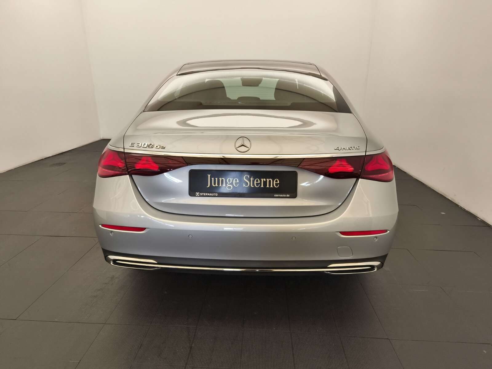 Mercedes-Benz E 300
