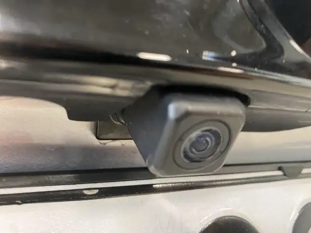 Toyota Yaris view 14