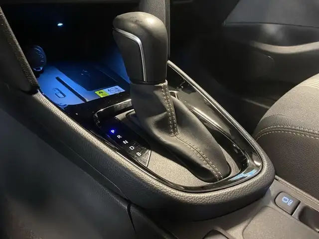 Toyota Yaris view 12