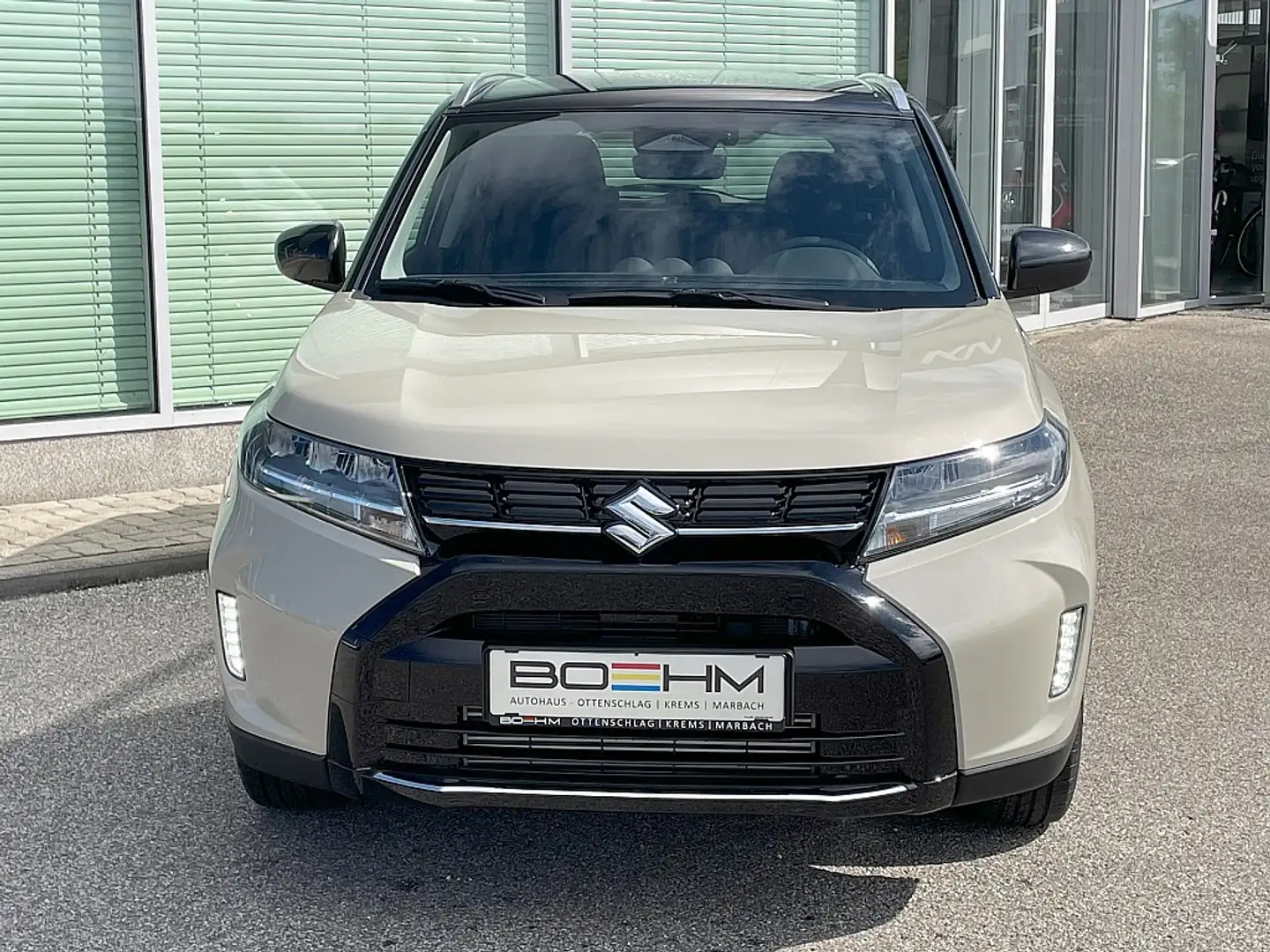 Suzuki Vitara 1,4 GL+ DITC Hybrid ALLGRIP  6 AT  shine Beige - 2