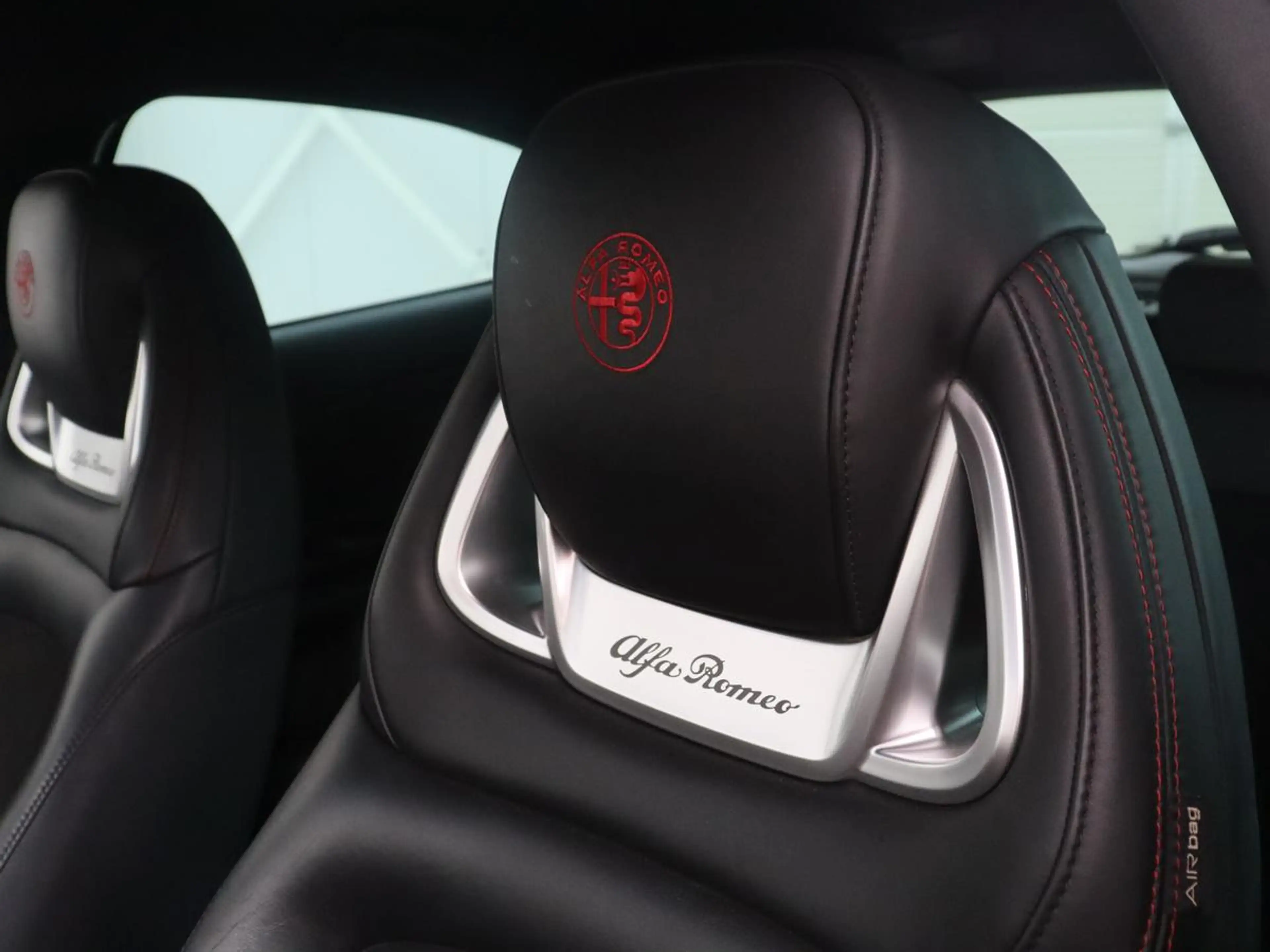 Alfa Romeo Giulietta 1.6 JTDm Super Veloce | Automaat | Stoelverwarming — photo 6