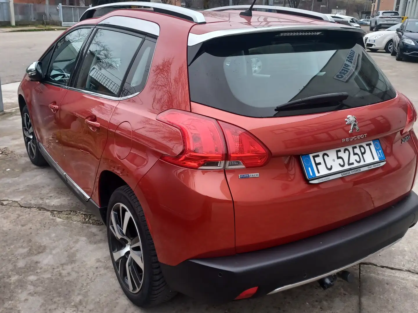 Peugeot 2008 2008 1.2 puretech t Black Matt s Marrone - 1