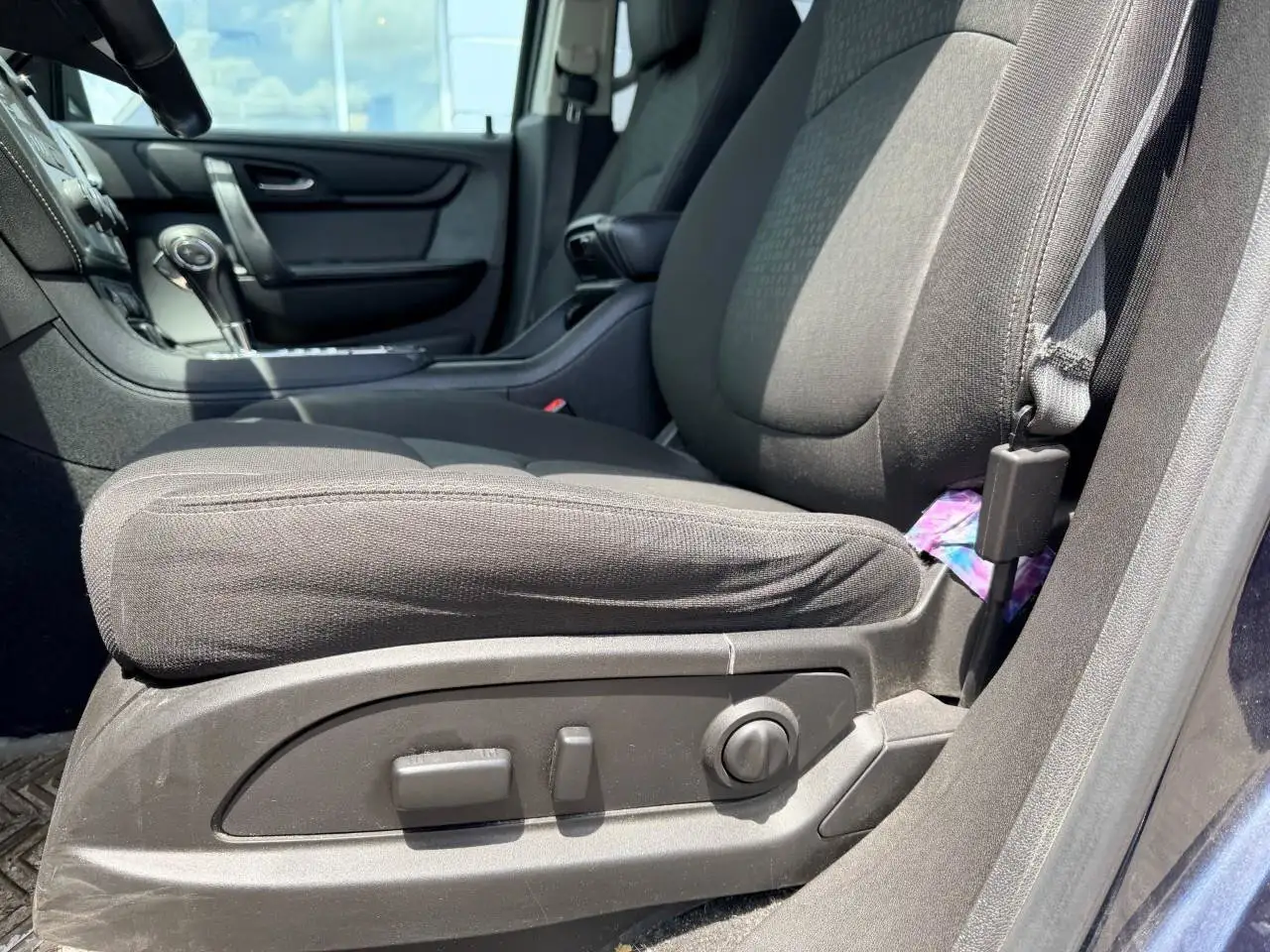 GMC Acadia снимка GMC Acadia