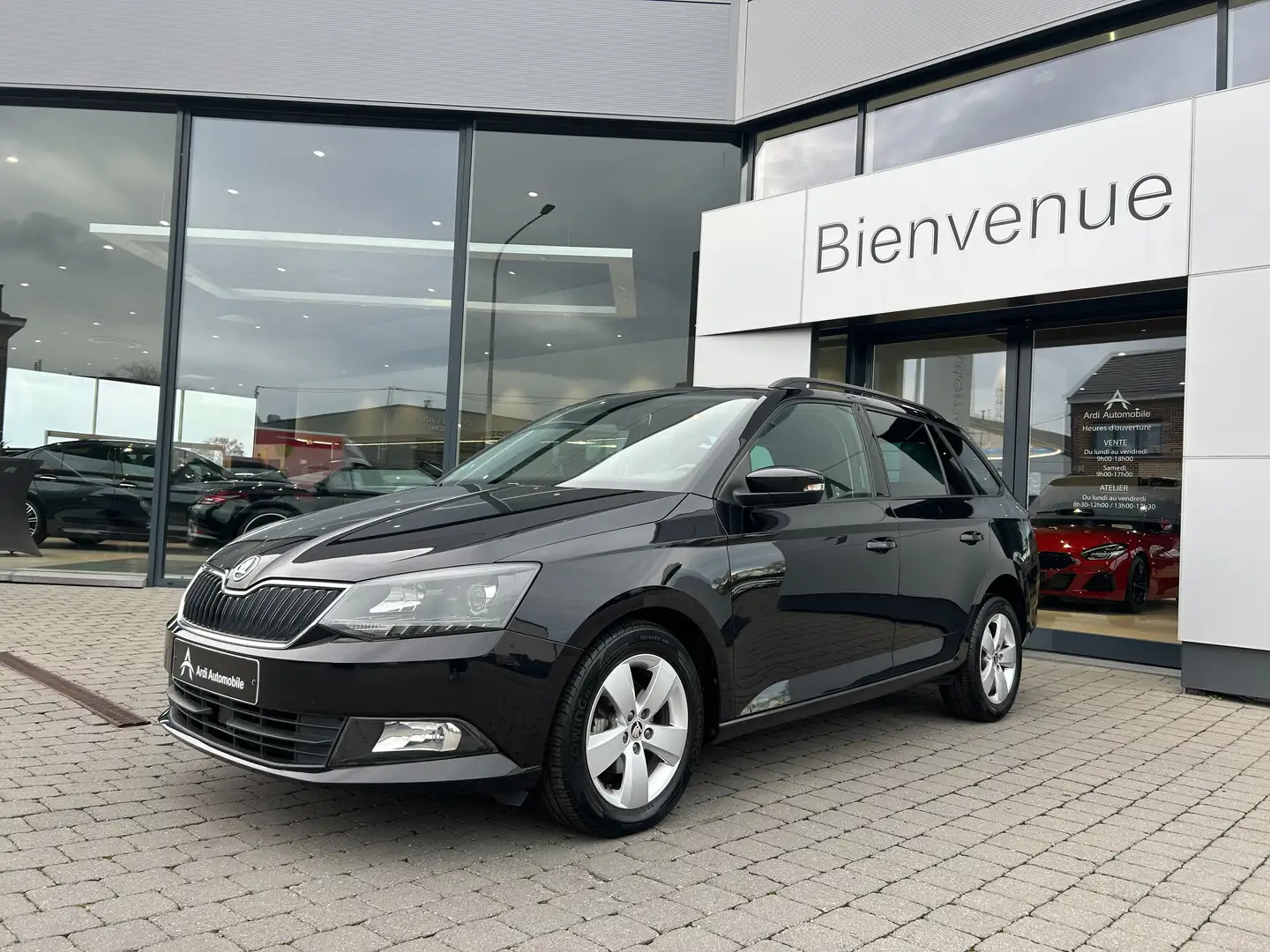 Skoda Fabia SW 1.2 TSI *GARANTIE*1ER PROPRIETAIRE*CAPTEURS* Zwart - 1