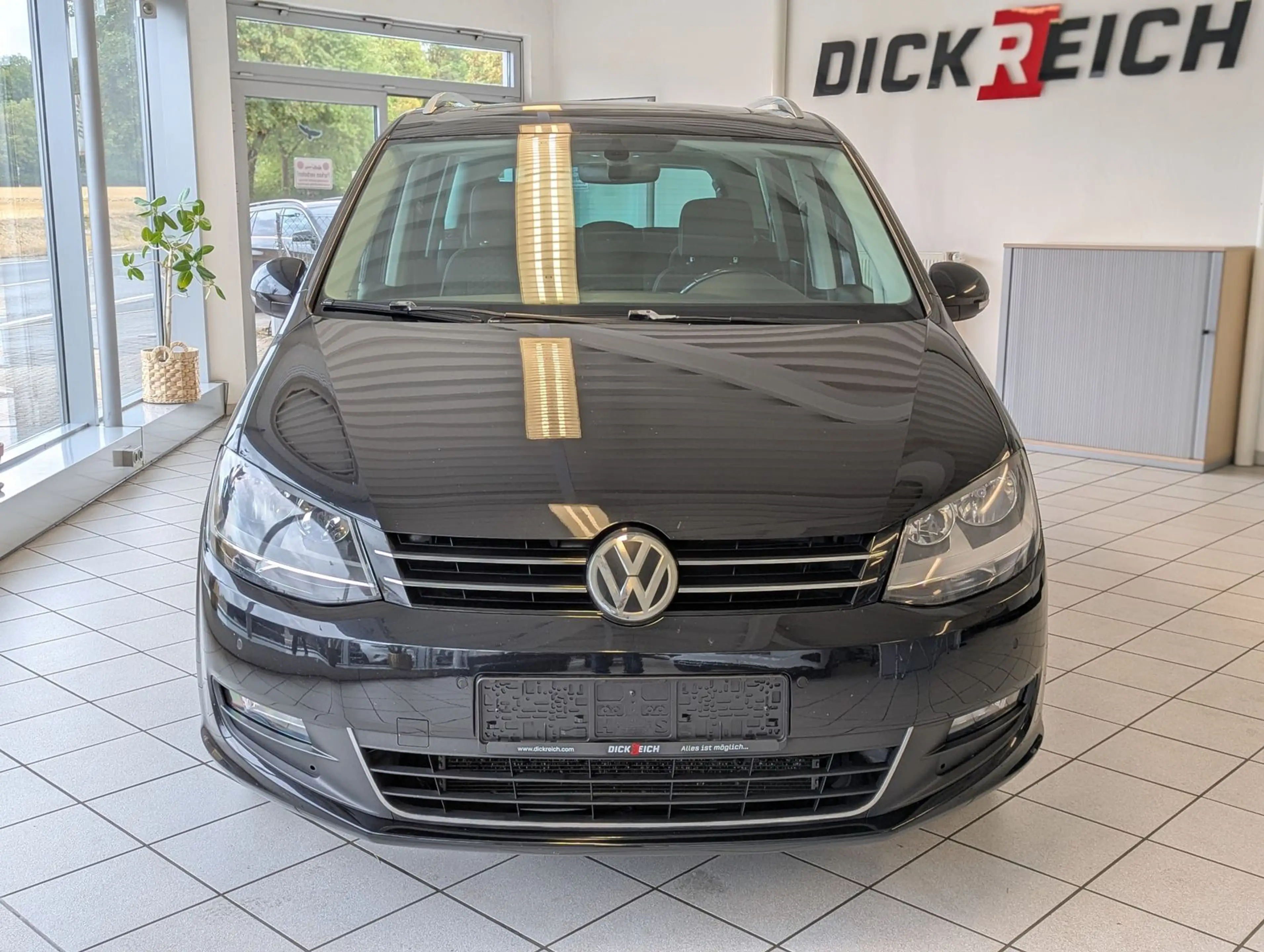 Volkswagen Sharan 2.0 TDI DSG Join Pano StHz. 7-Sitze AHK — photo 2
