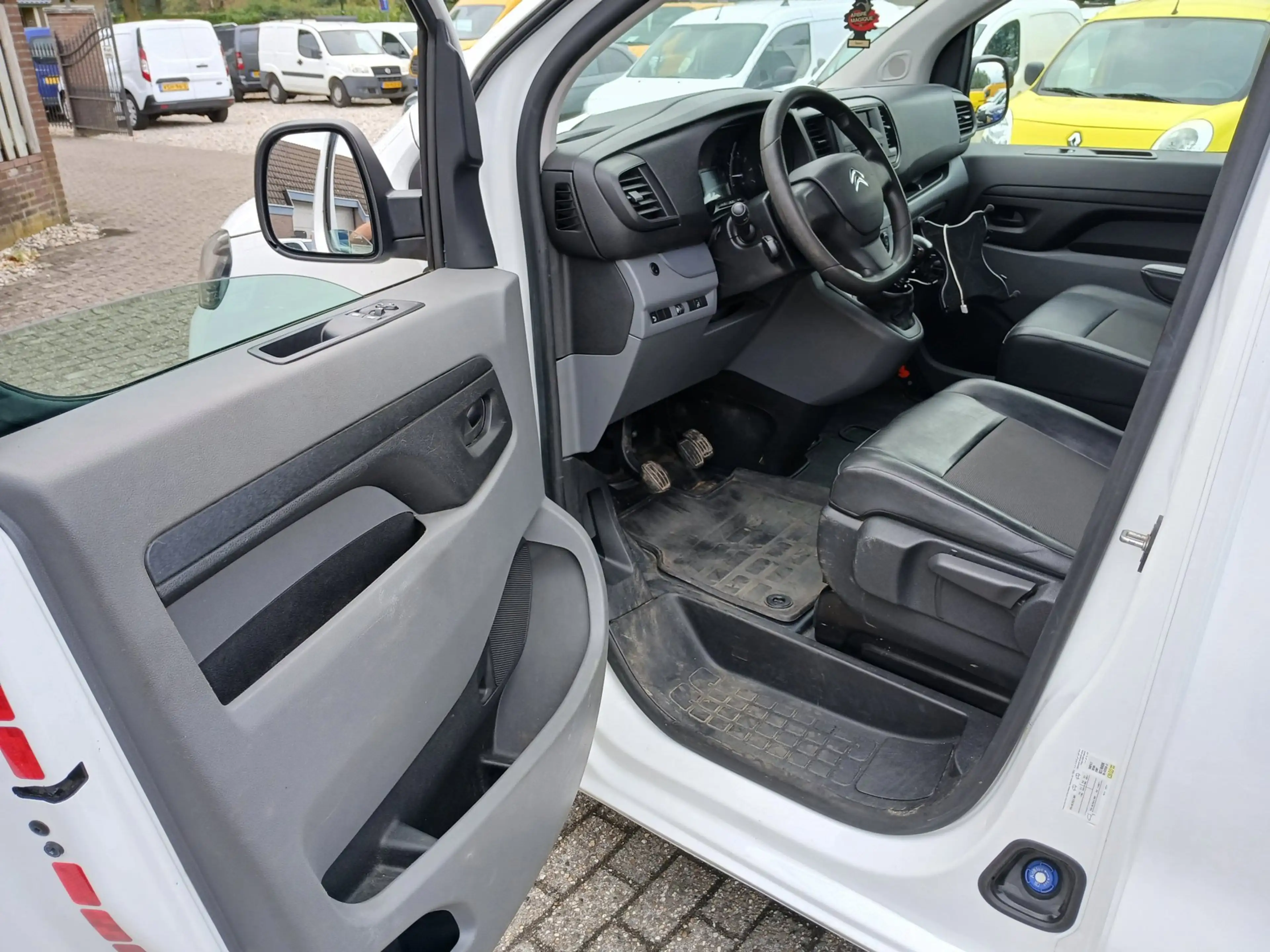 Citroen Jumpy 1.5 BlueHDI 100 M Club — photo 15