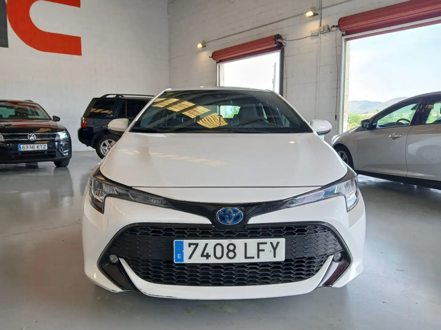 Toyota Corolla 125H Active Weiß - 2