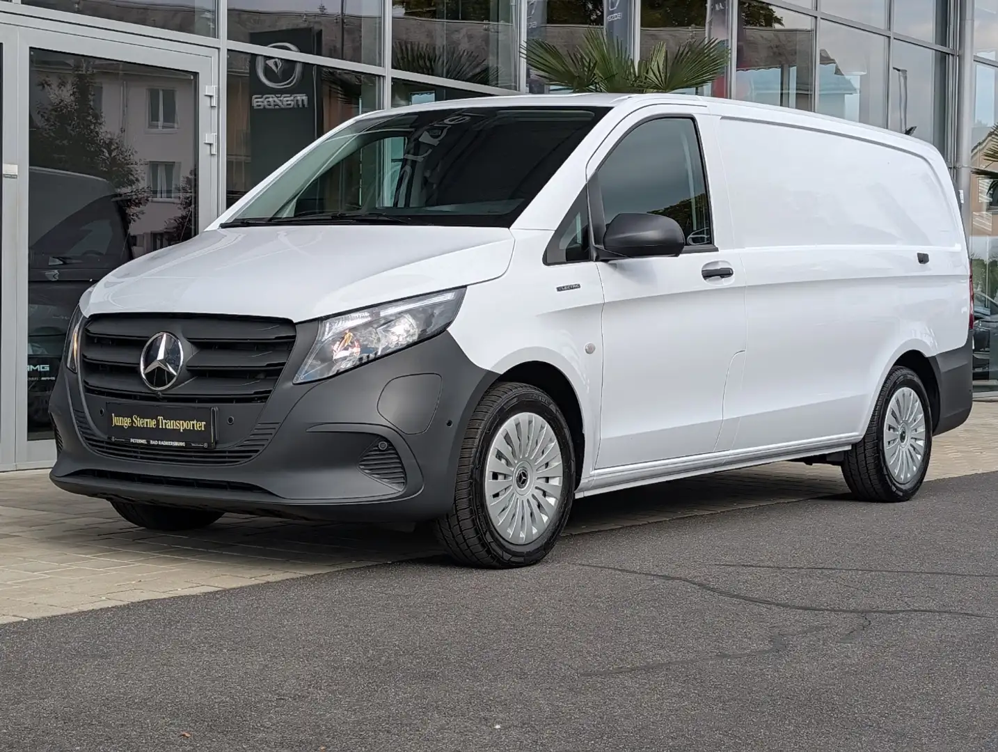Mercedes-Benz eVito e Kasten Lang DAB Shz MBUX PTS Weiß - 2