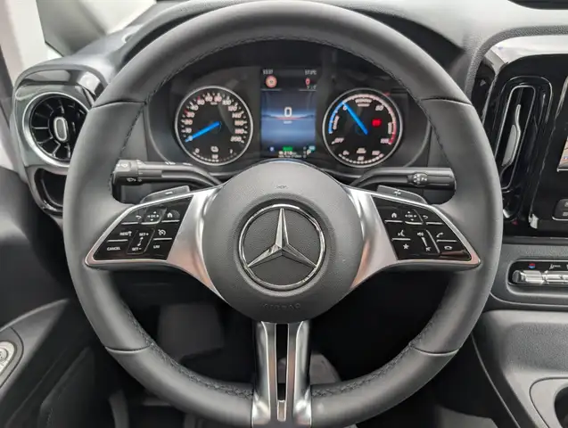 Mercedes-Benz Evito view 15