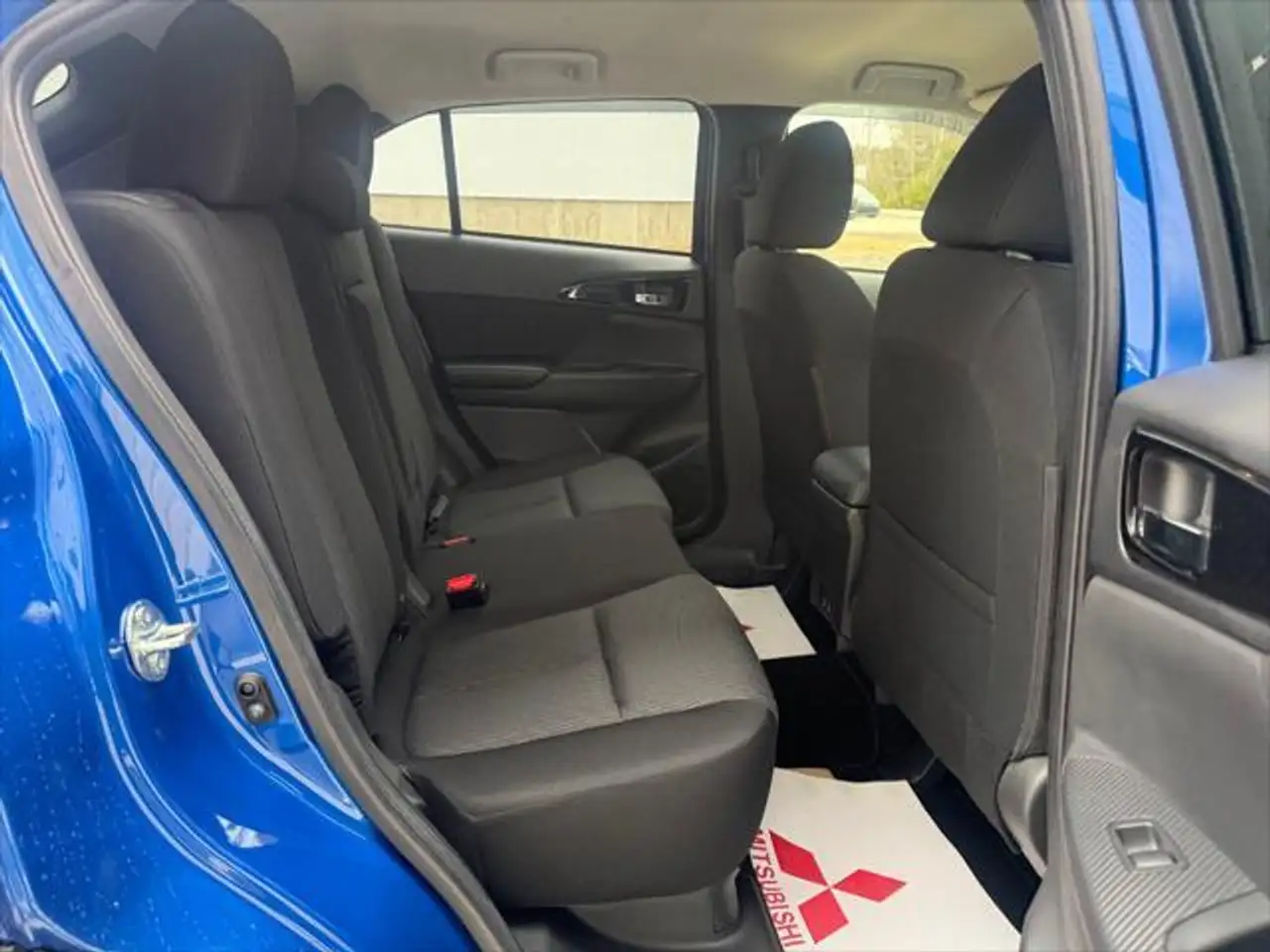 Mitsubishi Eclipse Cross снимка Mitsubishi Eclipse Cross