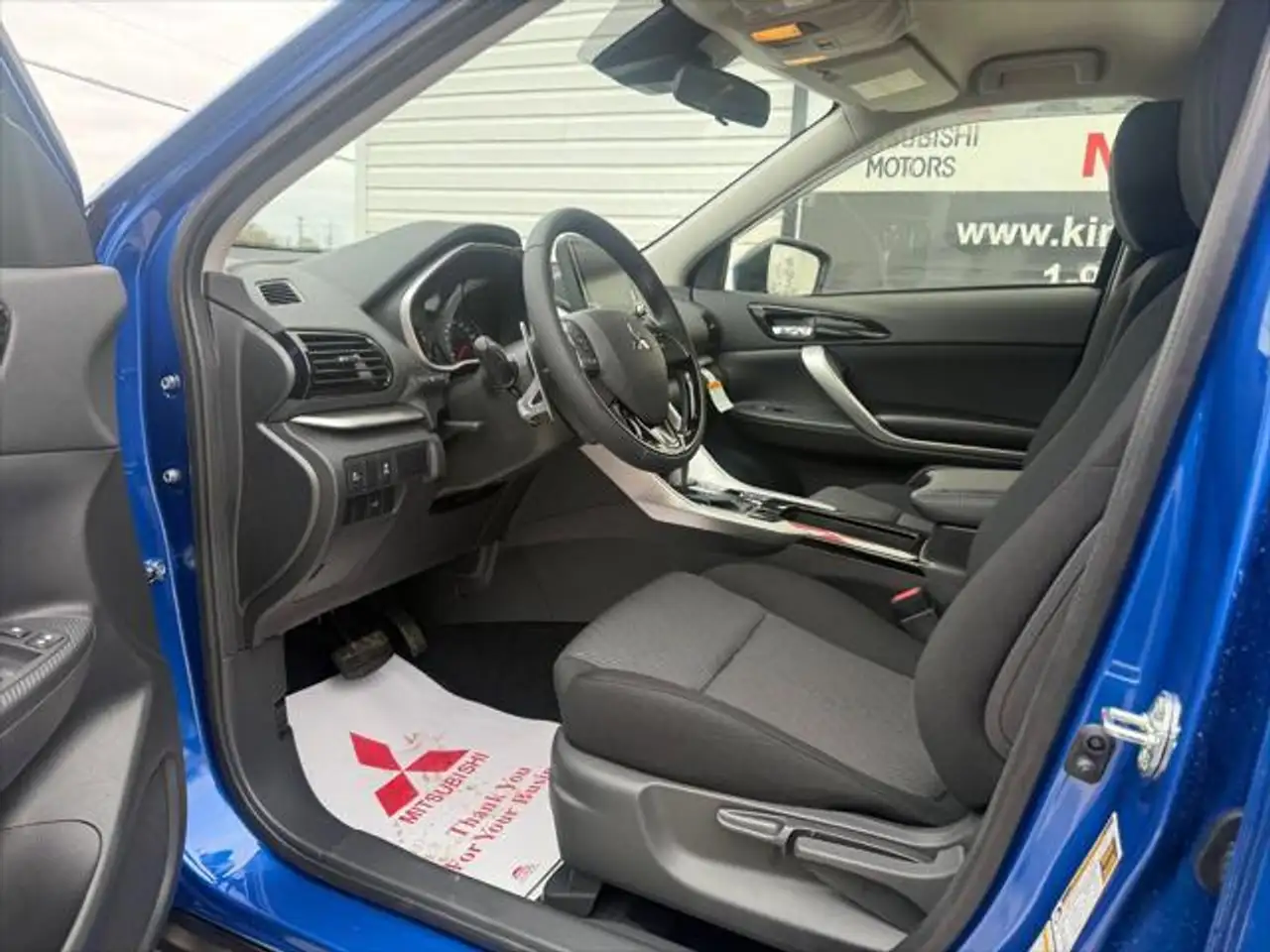 Mitsubishi Eclipse Cross снимка Mitsubishi Eclipse Cross
